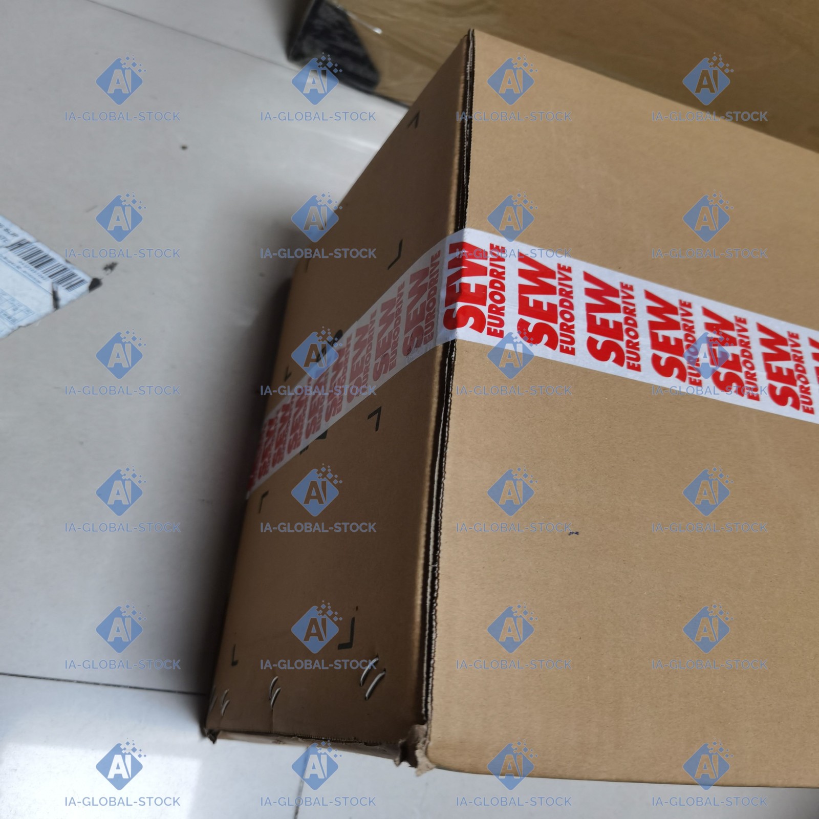 One New SEW MDX61B0022-5A3-4-00 MDX61B00225A3400 Free delivery + warranty