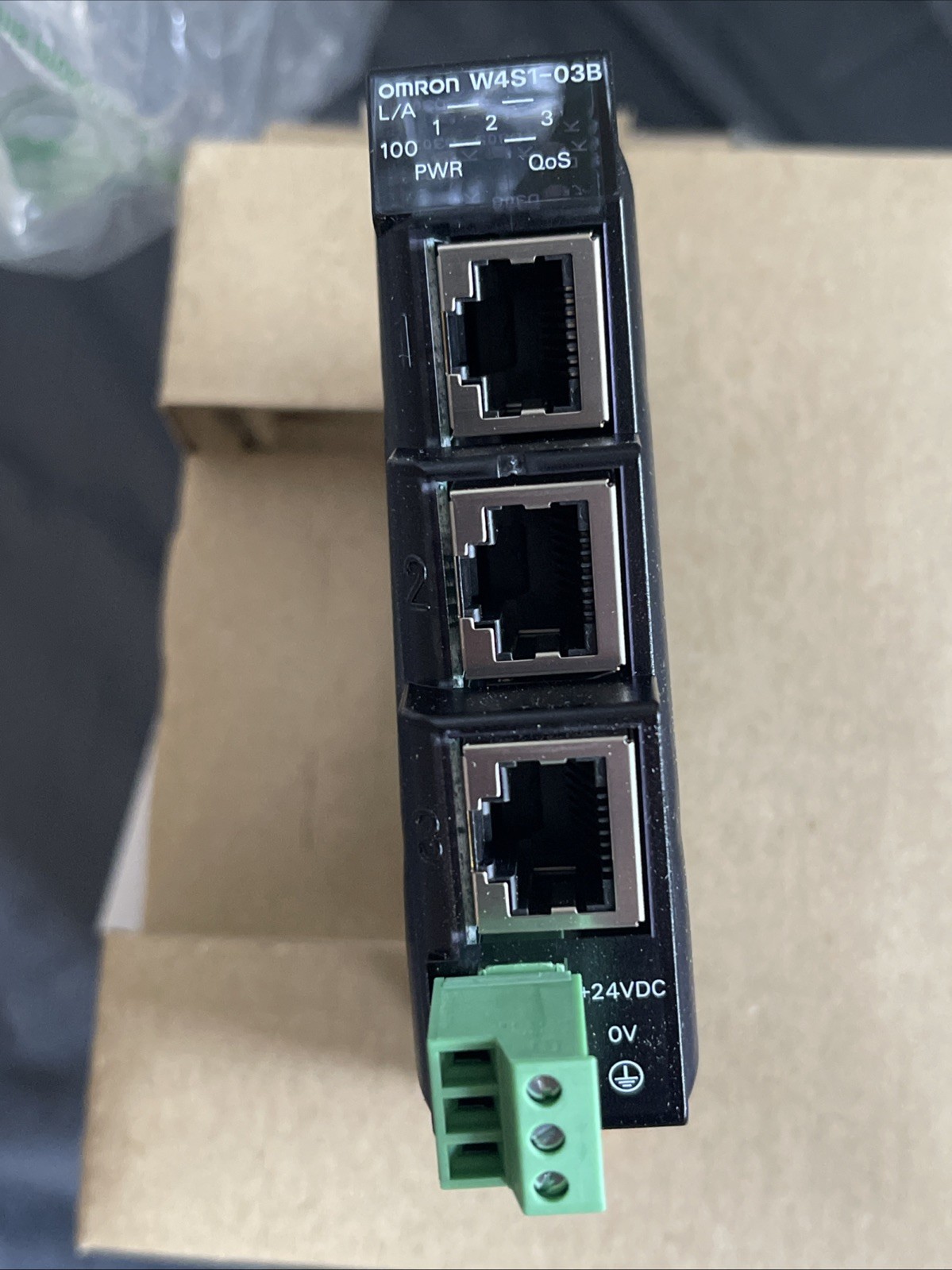 Omron Switching Hub W4S1-03B NEW
