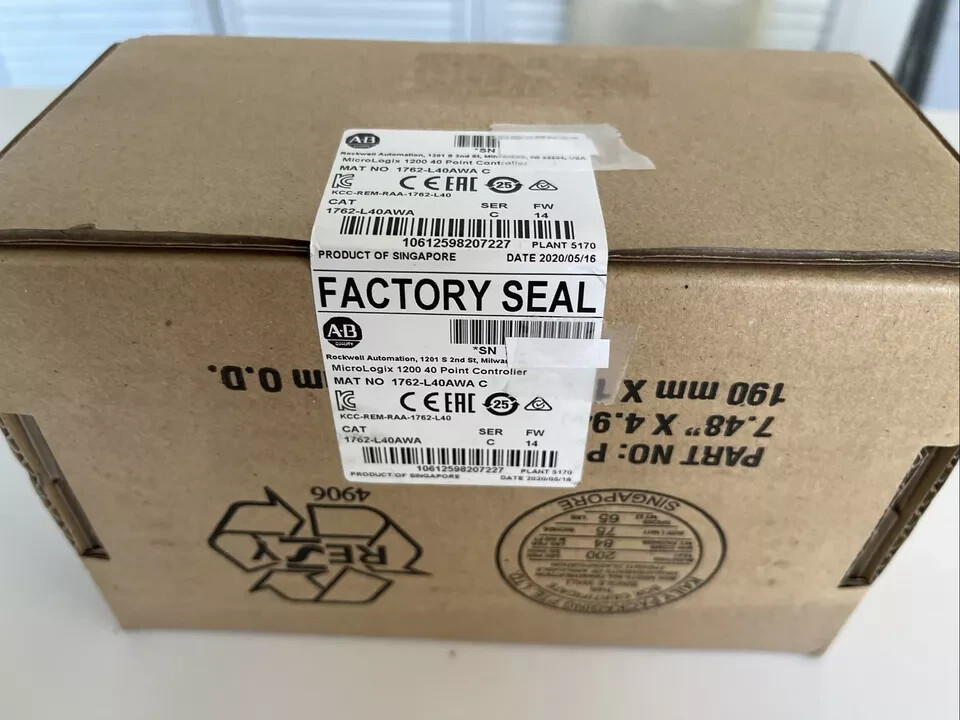Surplus Sealed Allen-Bradley 1762-L40AWA MicroLogix 1200 40 Point Controller