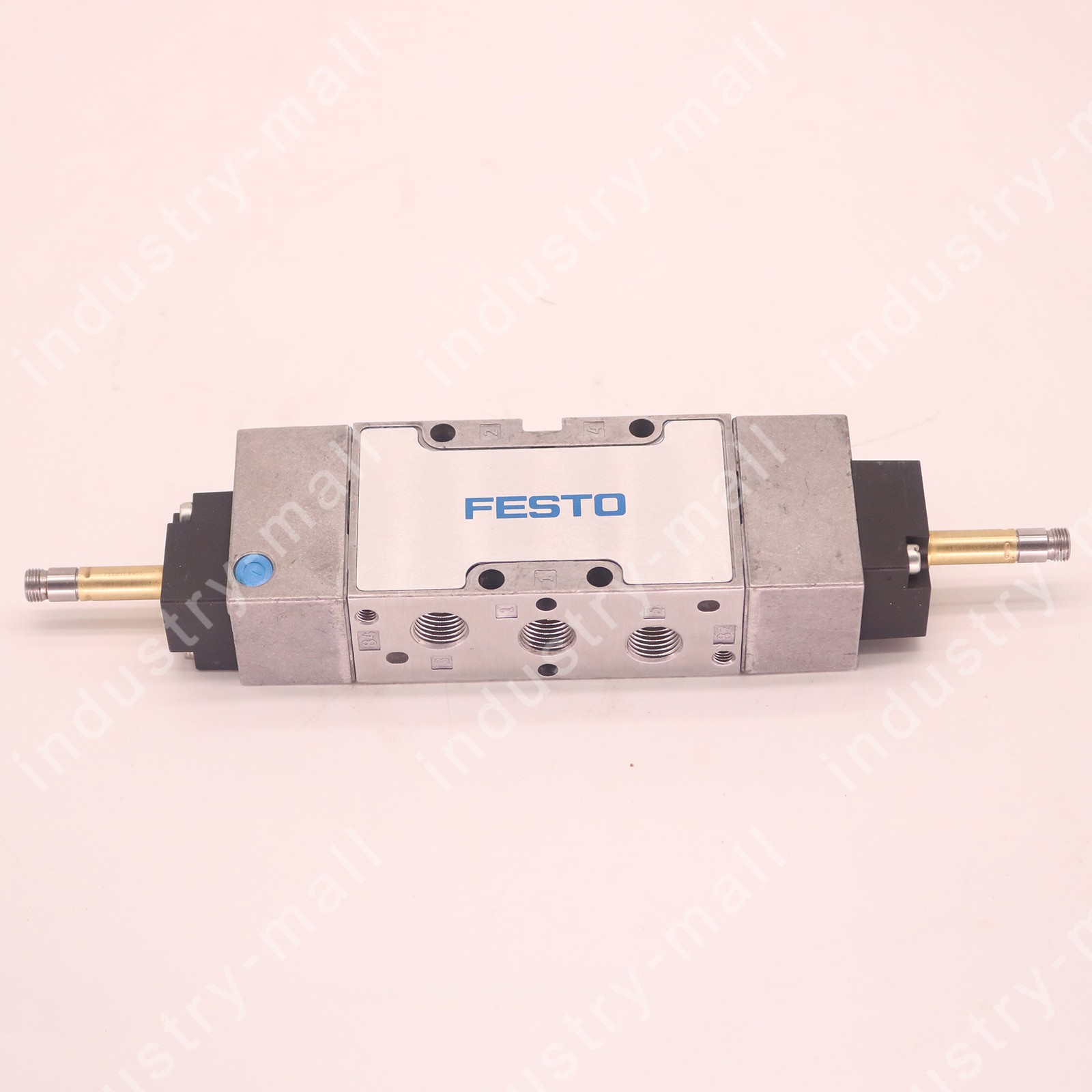 1pcs New festo MFH-5/3E-1/4-B 19786 solenoid valve Fast Delivery