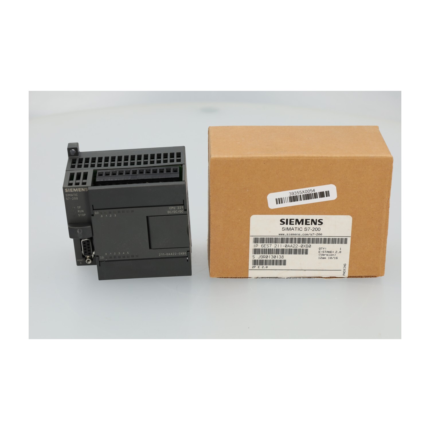 Siemens 6ES7211-0AA22-0XB0 SIMATIC S7-200 CPU New NFP
