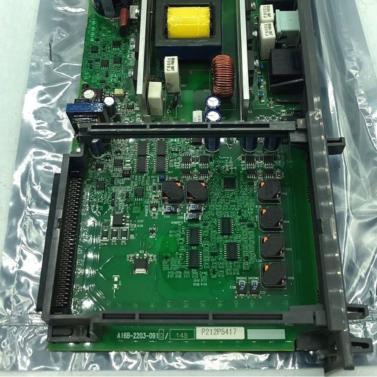1PC NEW FANUC A16B-2203-0910/14B 1065597 A16B22030910-14B