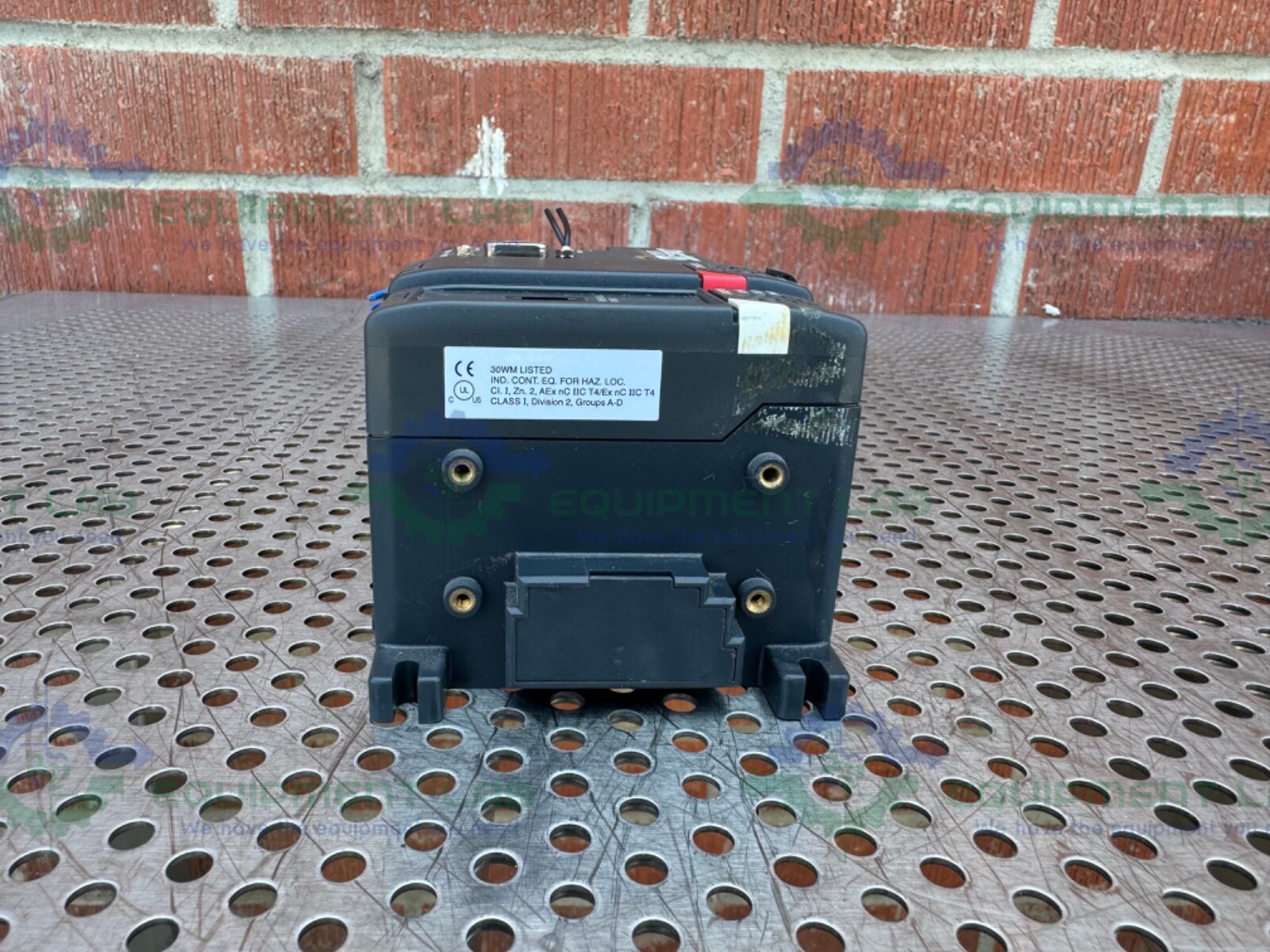 Automation Direct Logic 205 Koyo w/ DL260 CPU, H2-ECO M, F2-08DA-2 Modules