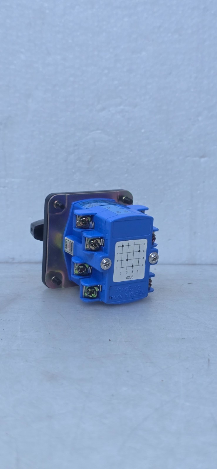Yongsung KSC 4519 rotary/cam switch AC 600v, DC250v