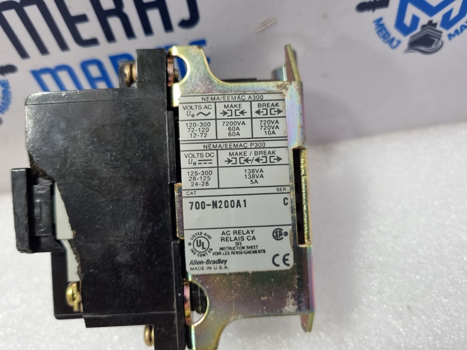 Allen-Bradley Relay 110/120V 50/60Hz 700-N200A1 84AB86