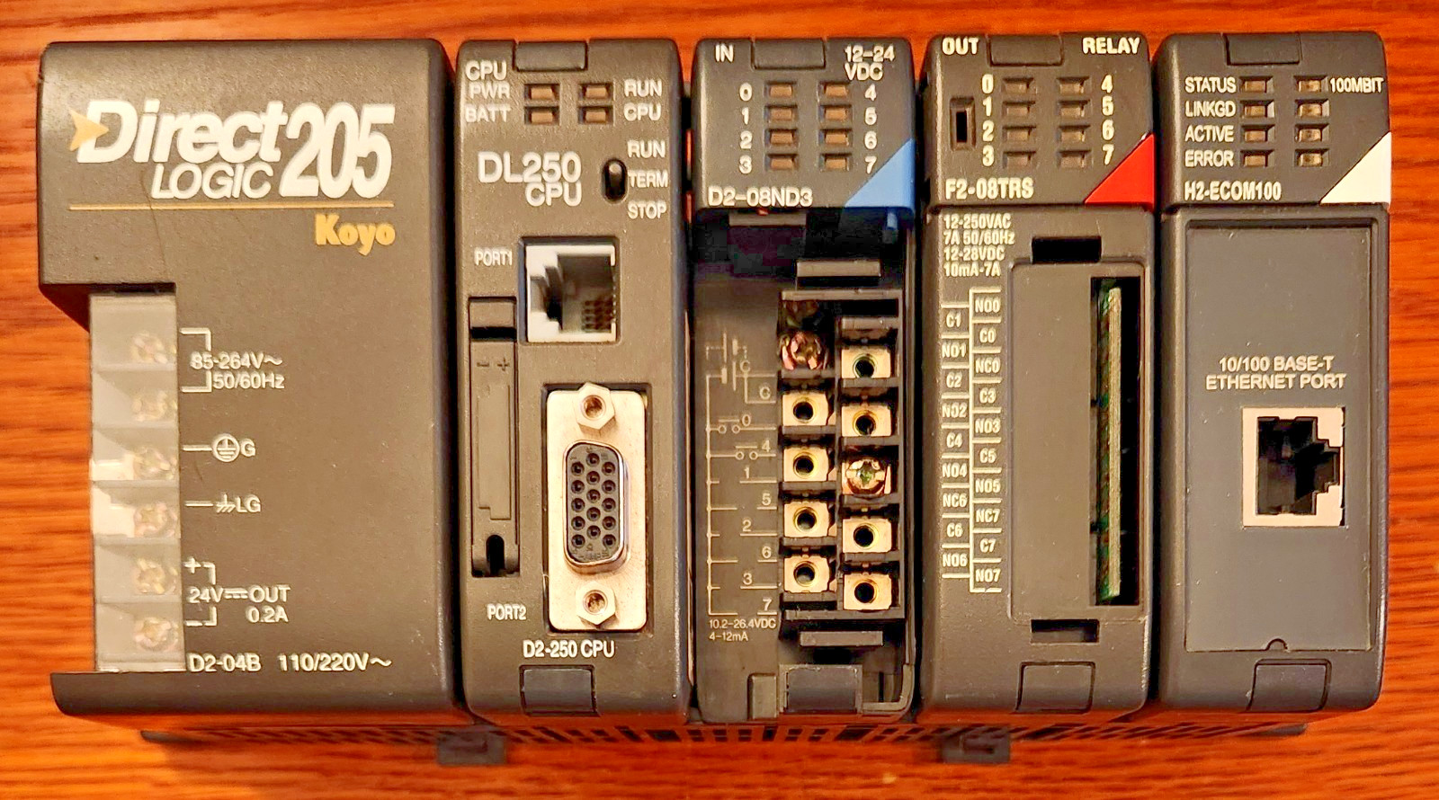 AutomationDirect DirectLOGIC 205 PLC Rack D2-250 CPU With I/O Modules
