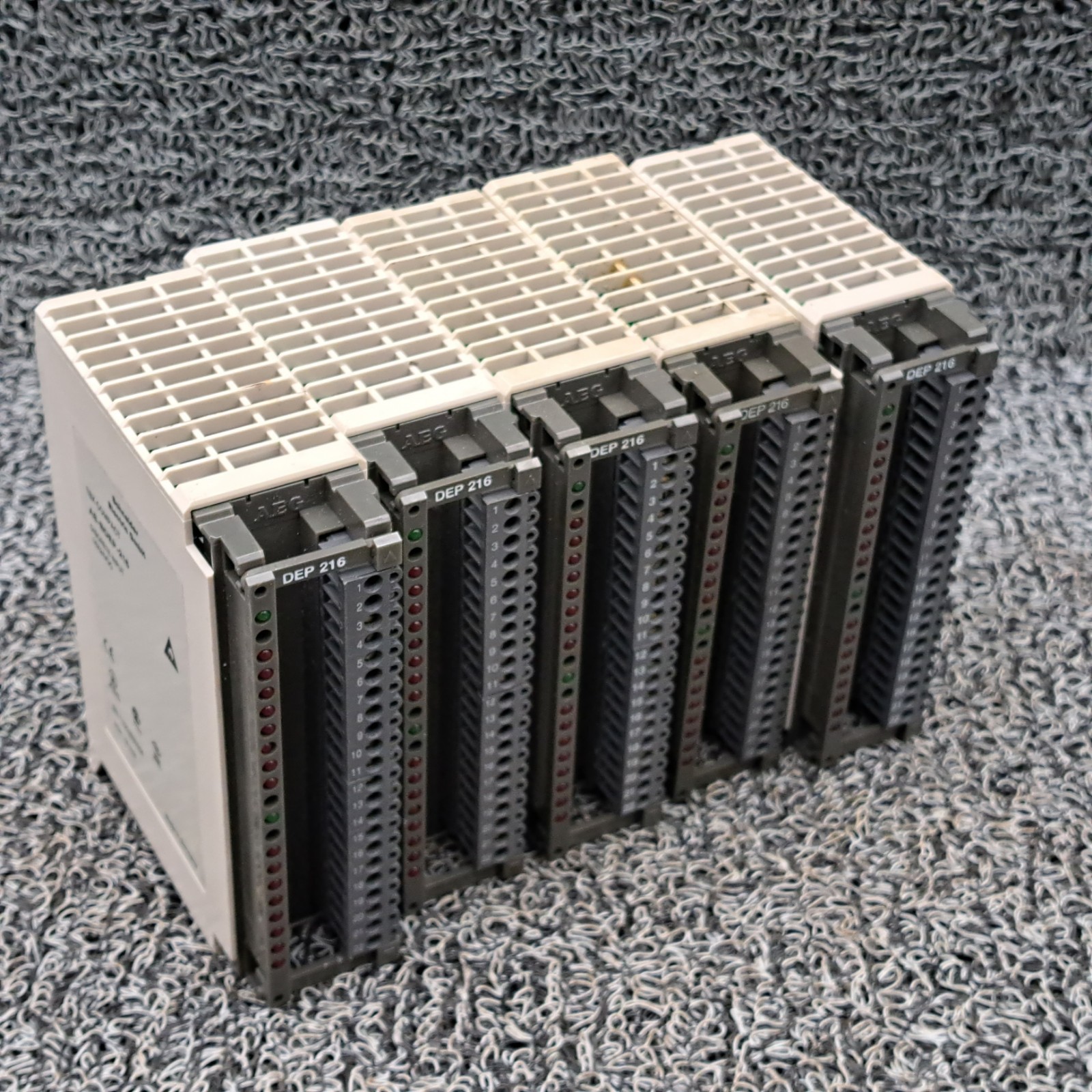 Schneider AS-BDEP-216 TSX Compact Discrete Input 16X24VDC Unable to test Qty. 5