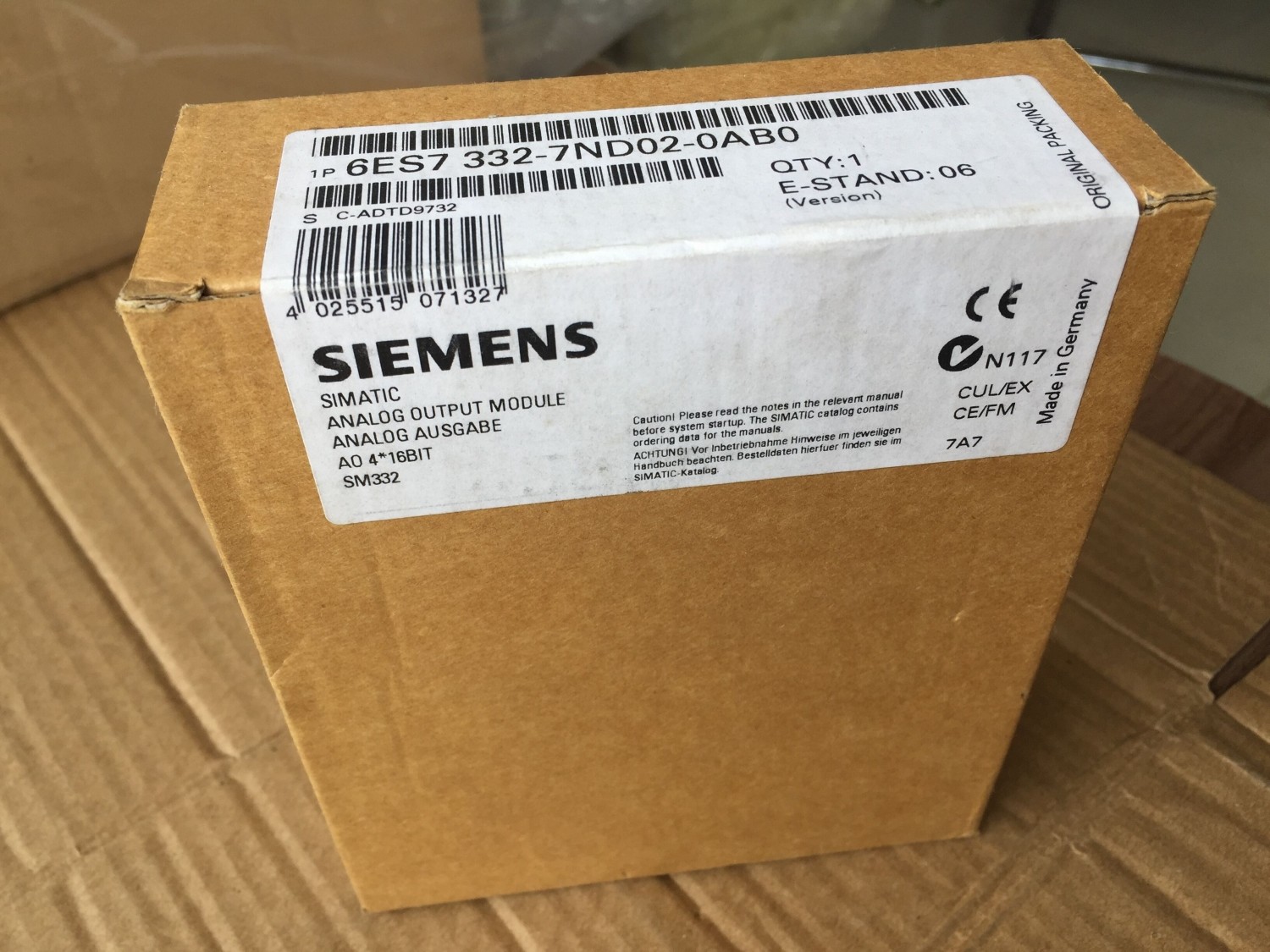 1PC Siemens 6ES7 332-7ND02-0AB0 6ES7332-7ND02-0AB0 Module PLC New In Box