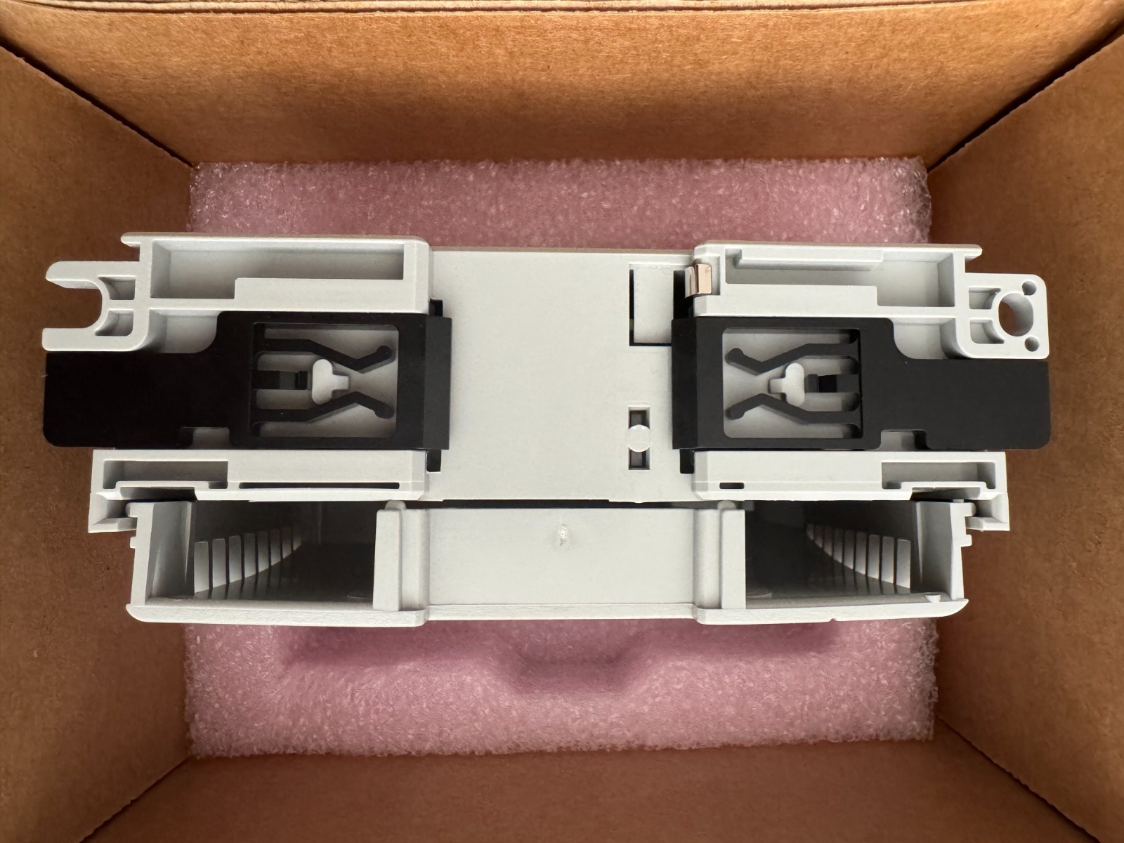 ALLEN BRADLEY 1769-AENTR Series A