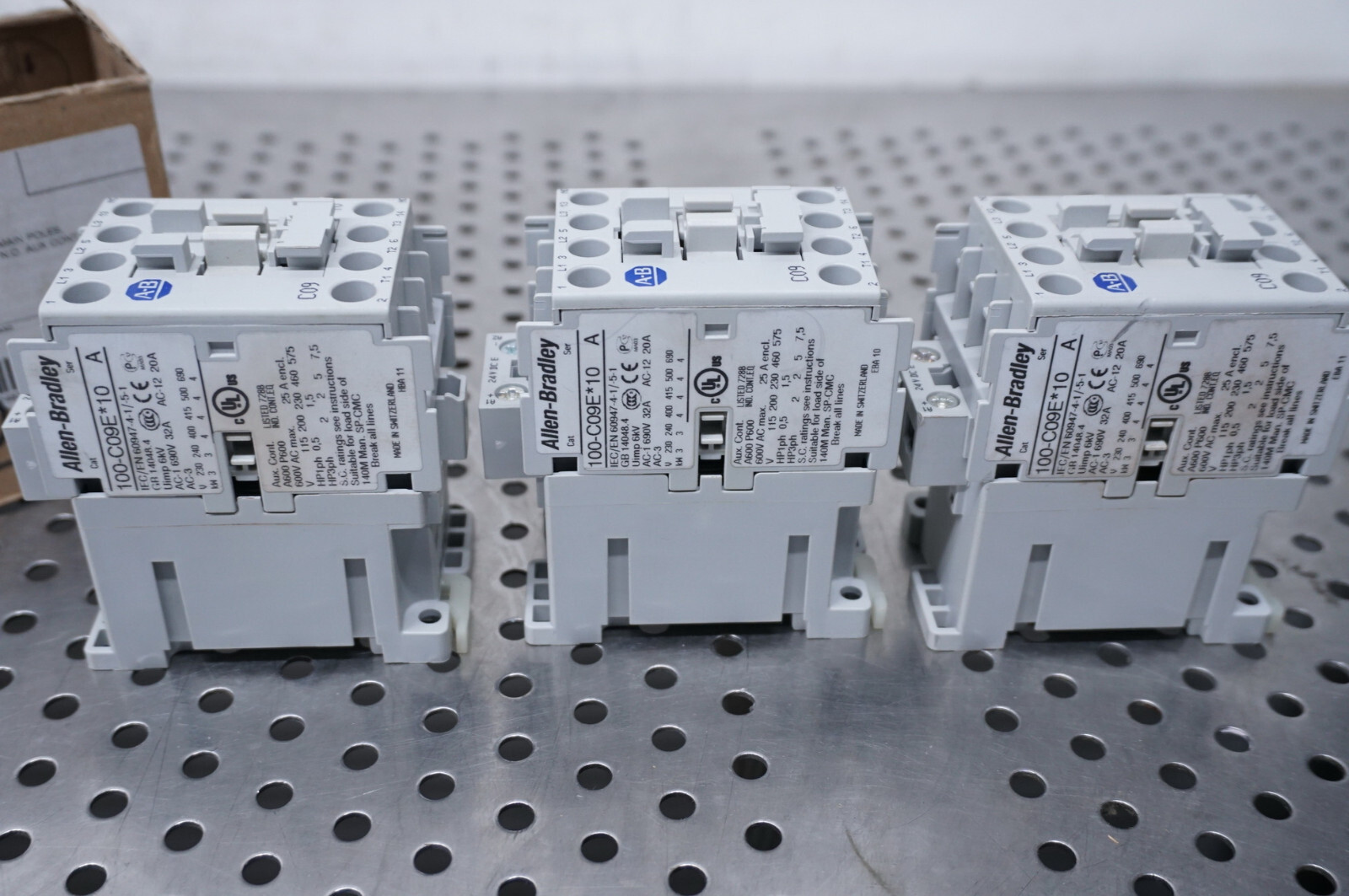 (Qty 3) ALLEN BRADLEY 100-C09*10 SERIES A CONTACTOR 24 VAC COIL C09EJ10