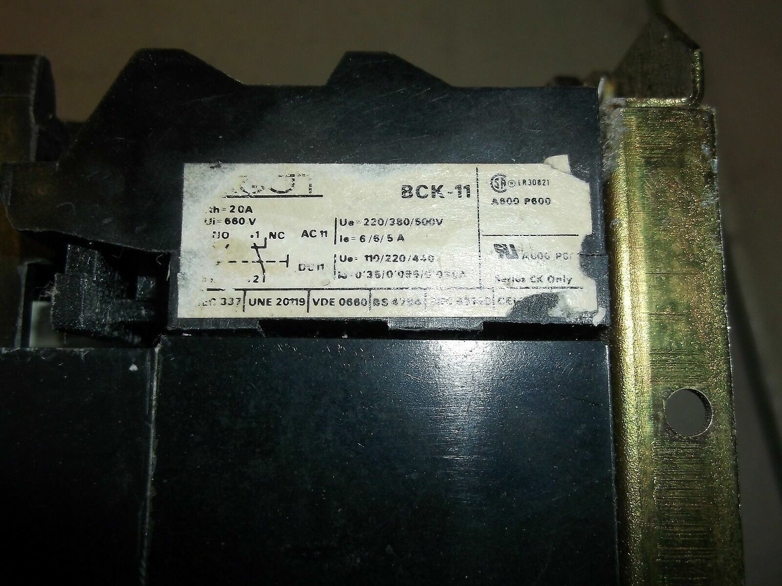 AGUT CK-07B.a Contactor 110A 600V 3PH 75HP 120V Coil Motor Industrial 1 Each
