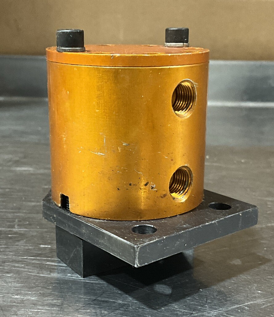 FABCO-Air E-121-X Small Orange Pancake Line Cylinder (no label)