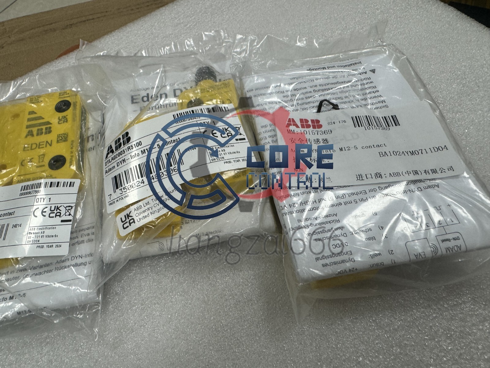 New 1Pcs 2TLA020051R5100 ABB Adam Safety Door Sensor