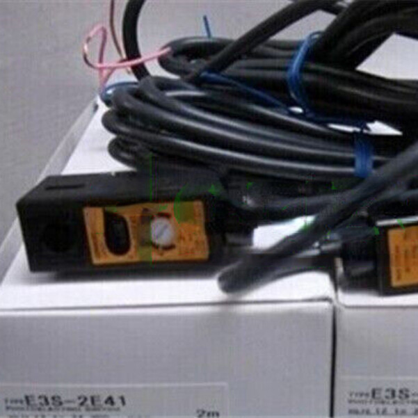 1 Brand-new Omron E3S-2E41 Plc Plc Module