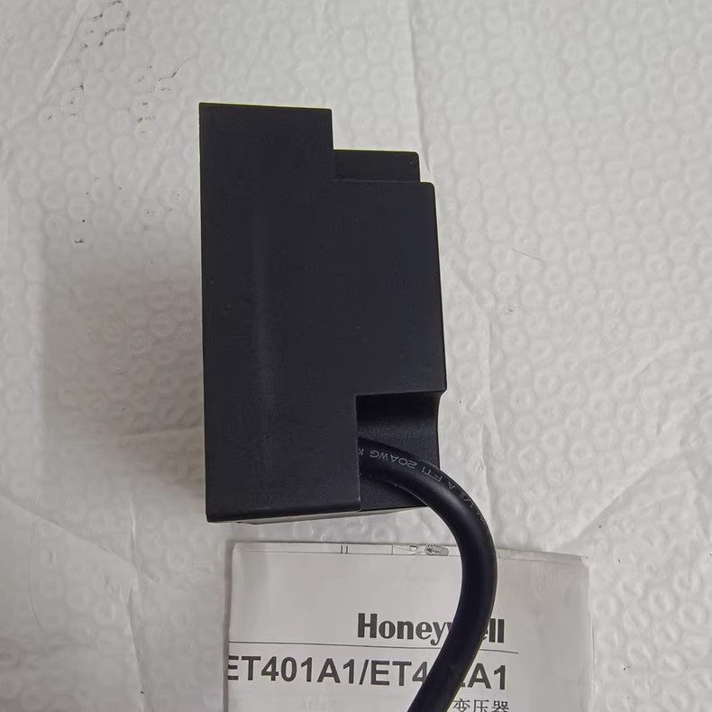 ET401A 1PC New Honeywell ET401A 230V Ignition Transformer