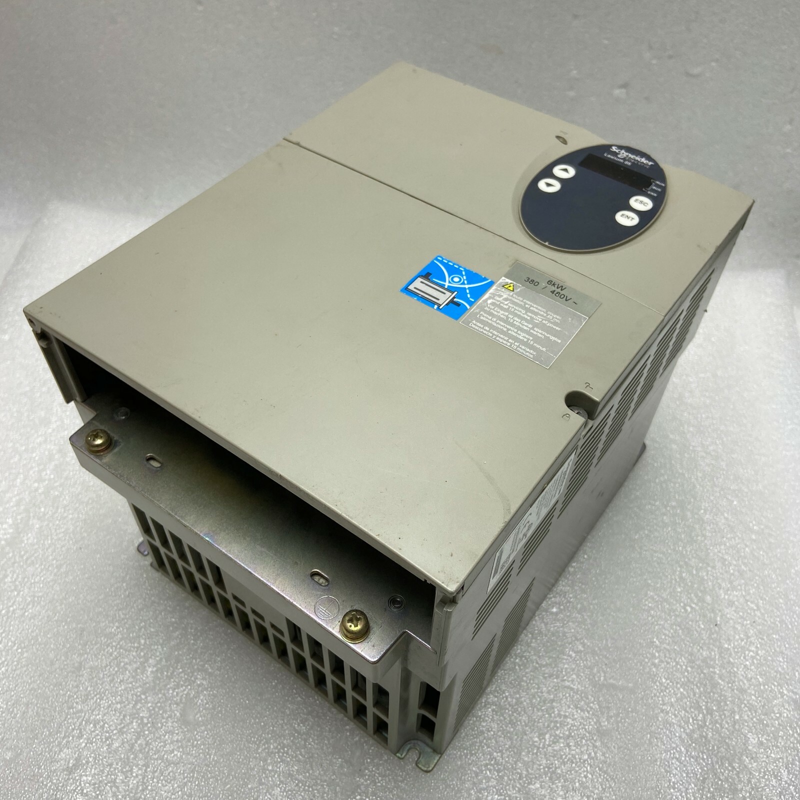 SCHNEIDER LXM05AD57N4 Servo drive 3 months warranty DHL or FEDEX fast delivery
