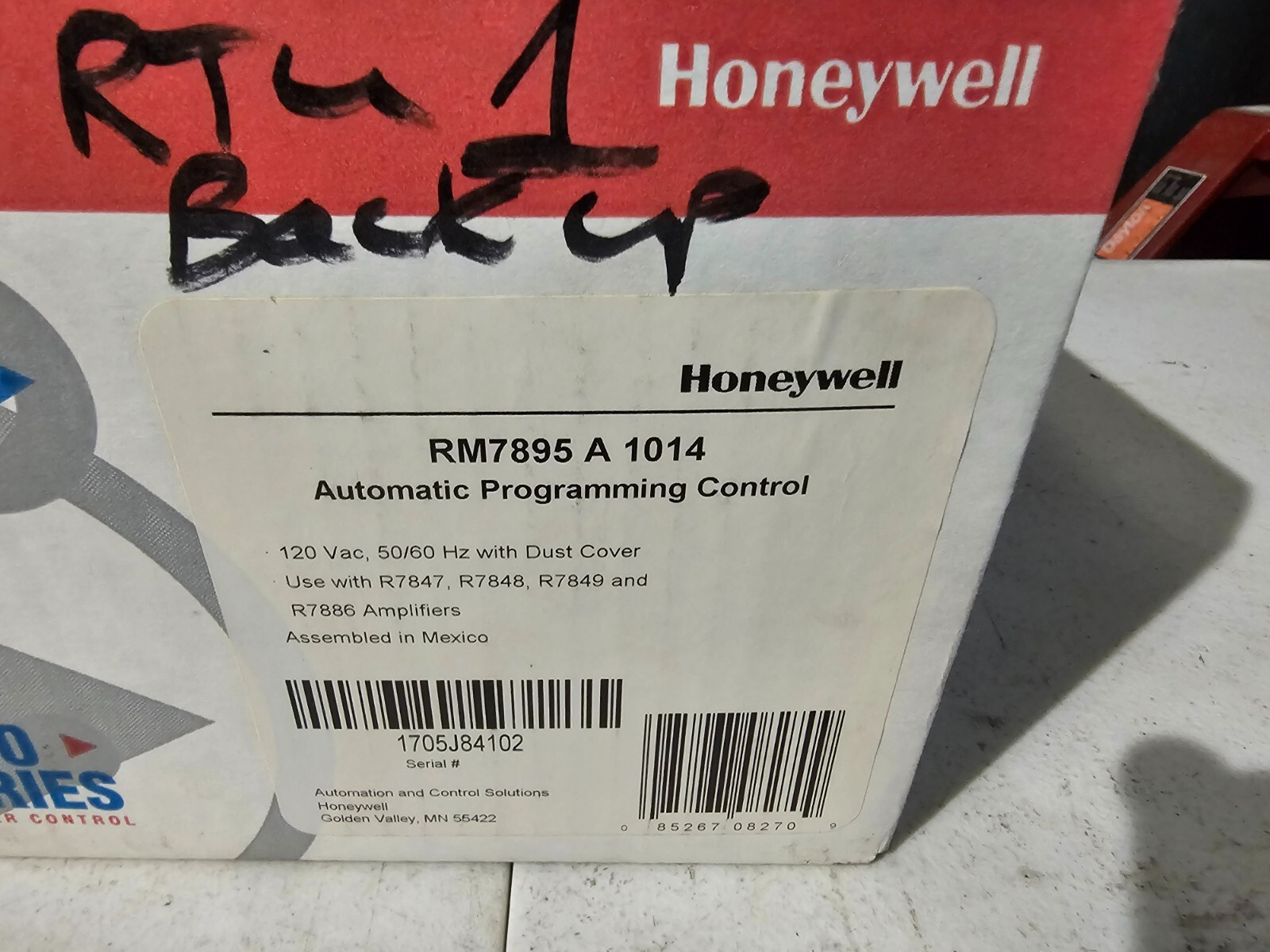 RM7895A1014 Honeywell Burner Control Expedited Shipping RM7895A1014 New Zy