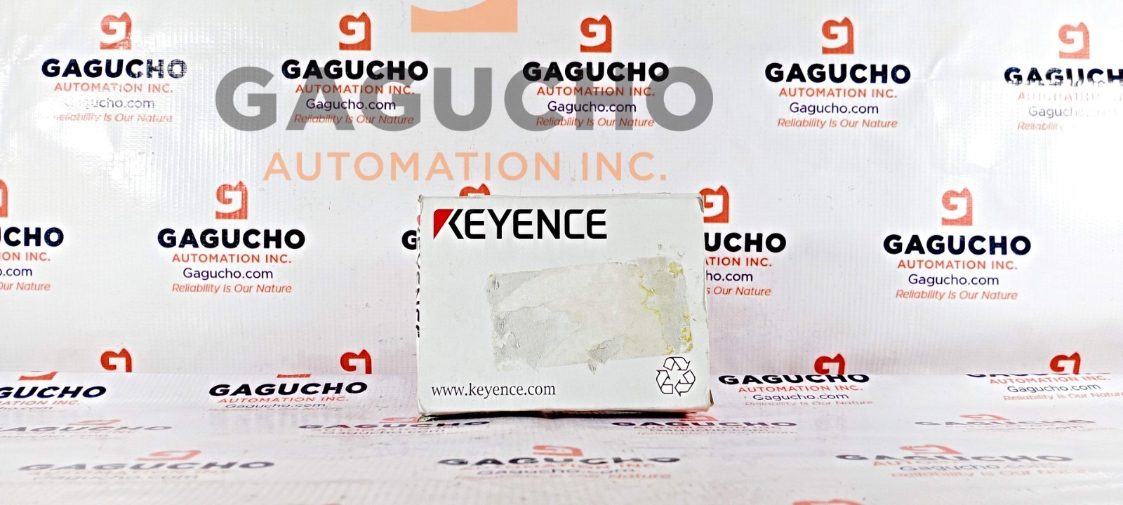 SURPLUS KEYENCE CORP IL-065 SENSOR