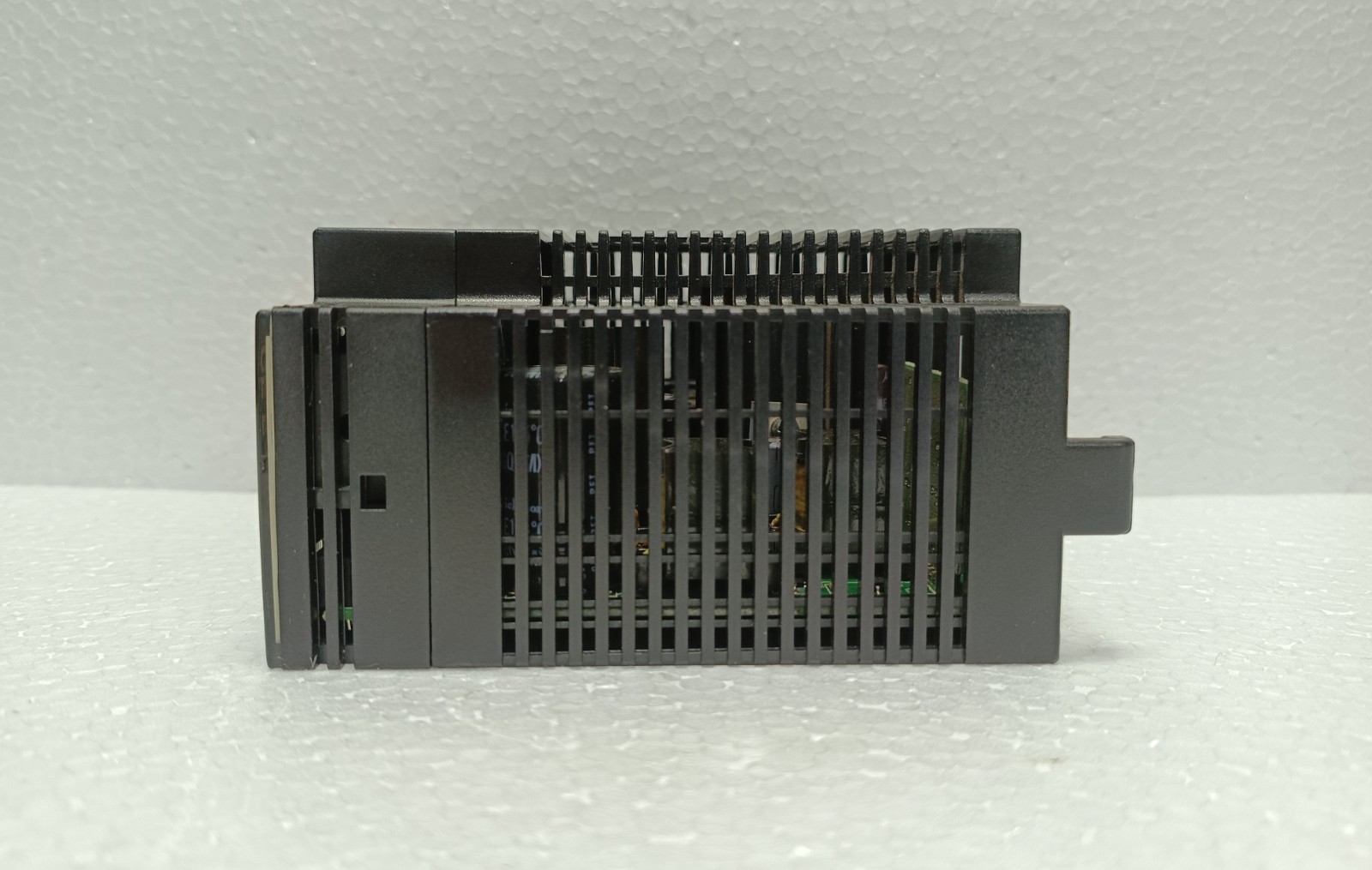 GE Fanuc IC693PWR321Z Standard Power Supply Module Series 90-30 PLC 120/240VAC