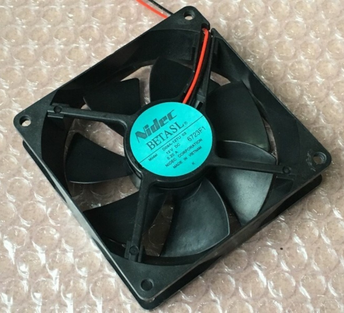 1PCS Nidec D09A-12TU 03 Cooling Fan DC 12V 0.2A 2-pin New
