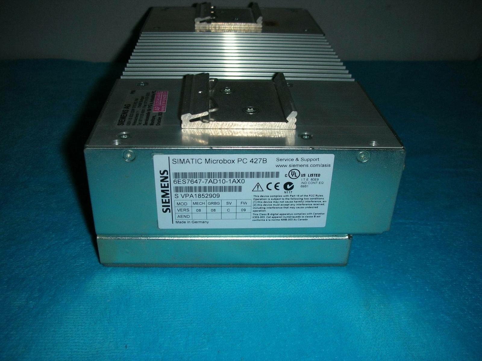 1PC USED SIEMENS MICROBOX PC 427B SIMATIC 6ES7647-7AD10-1AX0