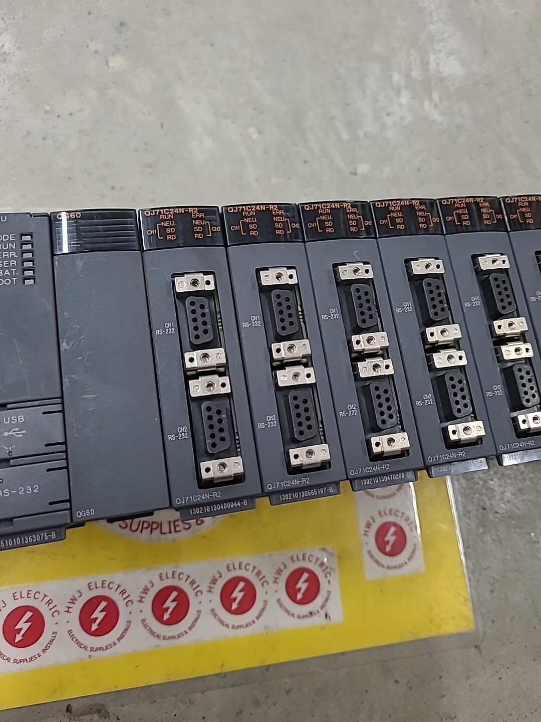 MITSUBISHI CPU MODULE Q312DB BASE Q61P POWER SUPPLY Q06HCPU