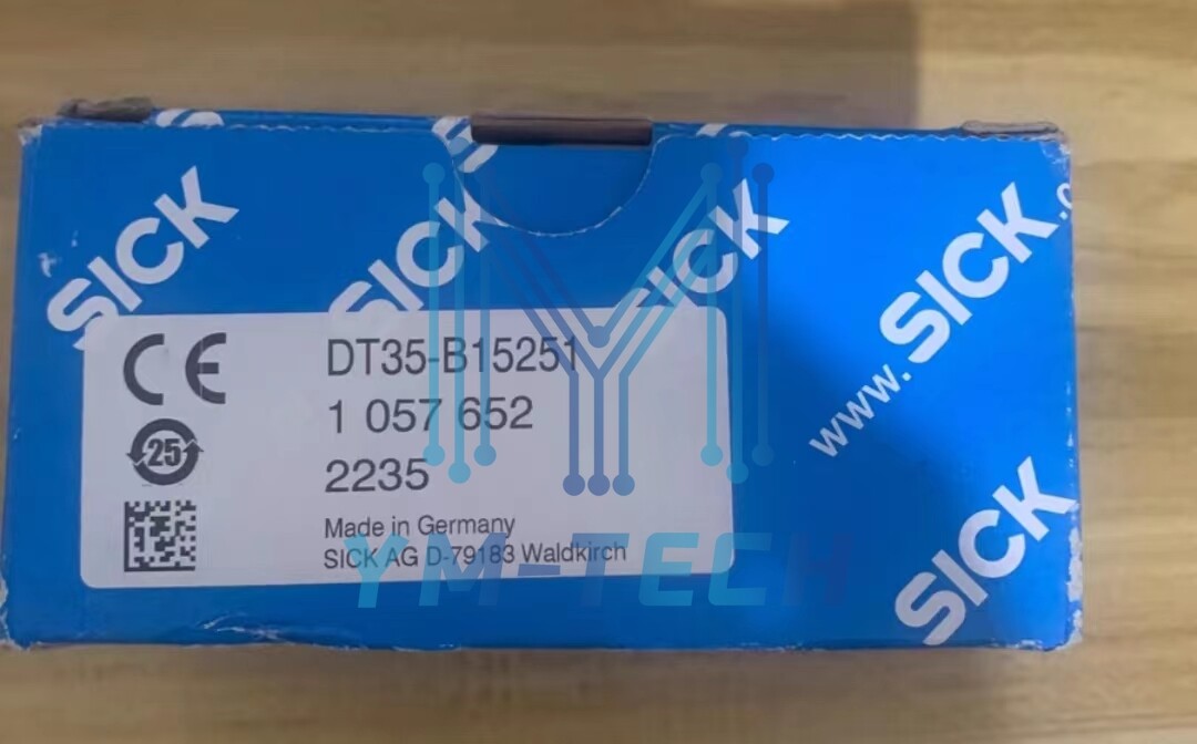 1PC NEW SICK DT35-B15251 sensor DT35B15251 UPS Fast Shipping