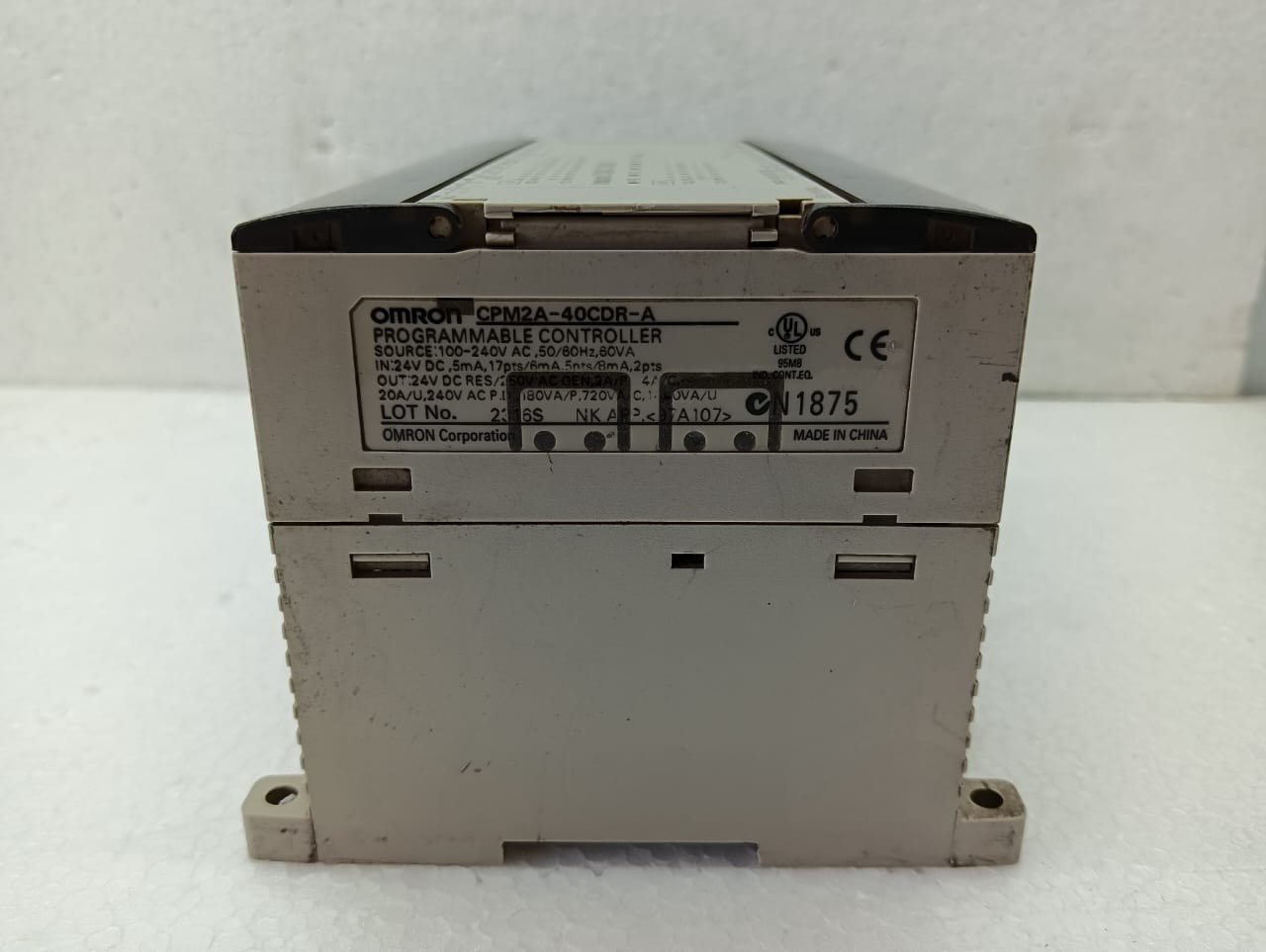 Omron PLC Controller CPM2A-40CDR-A & Expansion I/O Module CPM1A-20EDR1