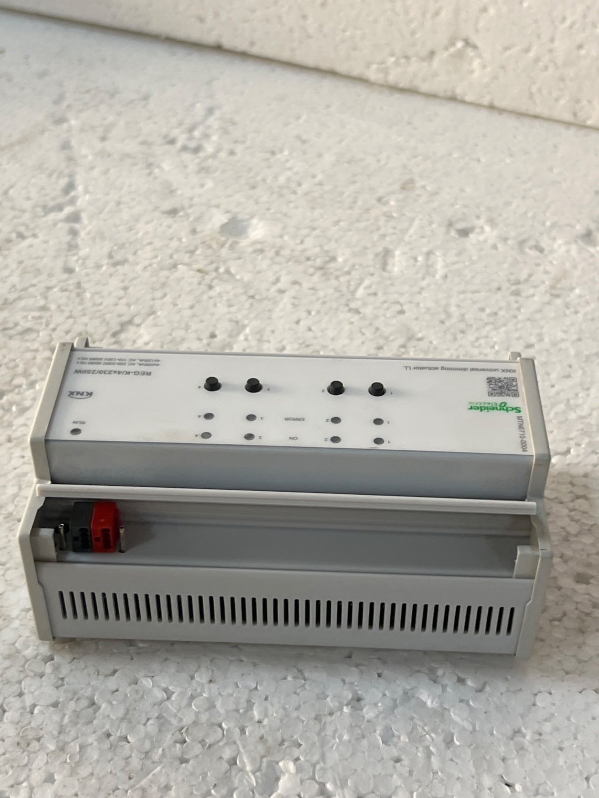SCHNEIDER MTN6710-0004 KNX UNIVERSAL DIMMING ACTUATOR LL
