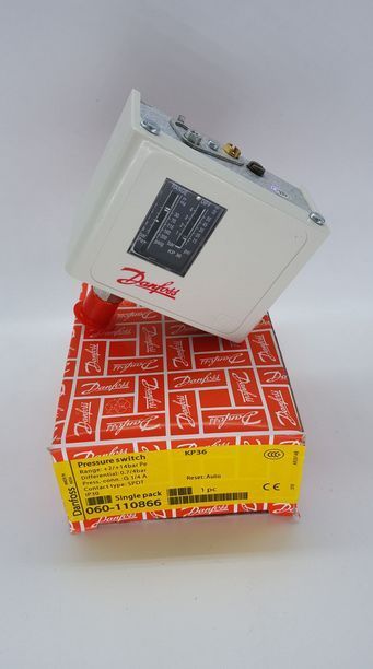 Fst KP36 KP 36 1PCS NEW in Box Danfoss Pressure Switch free shipping