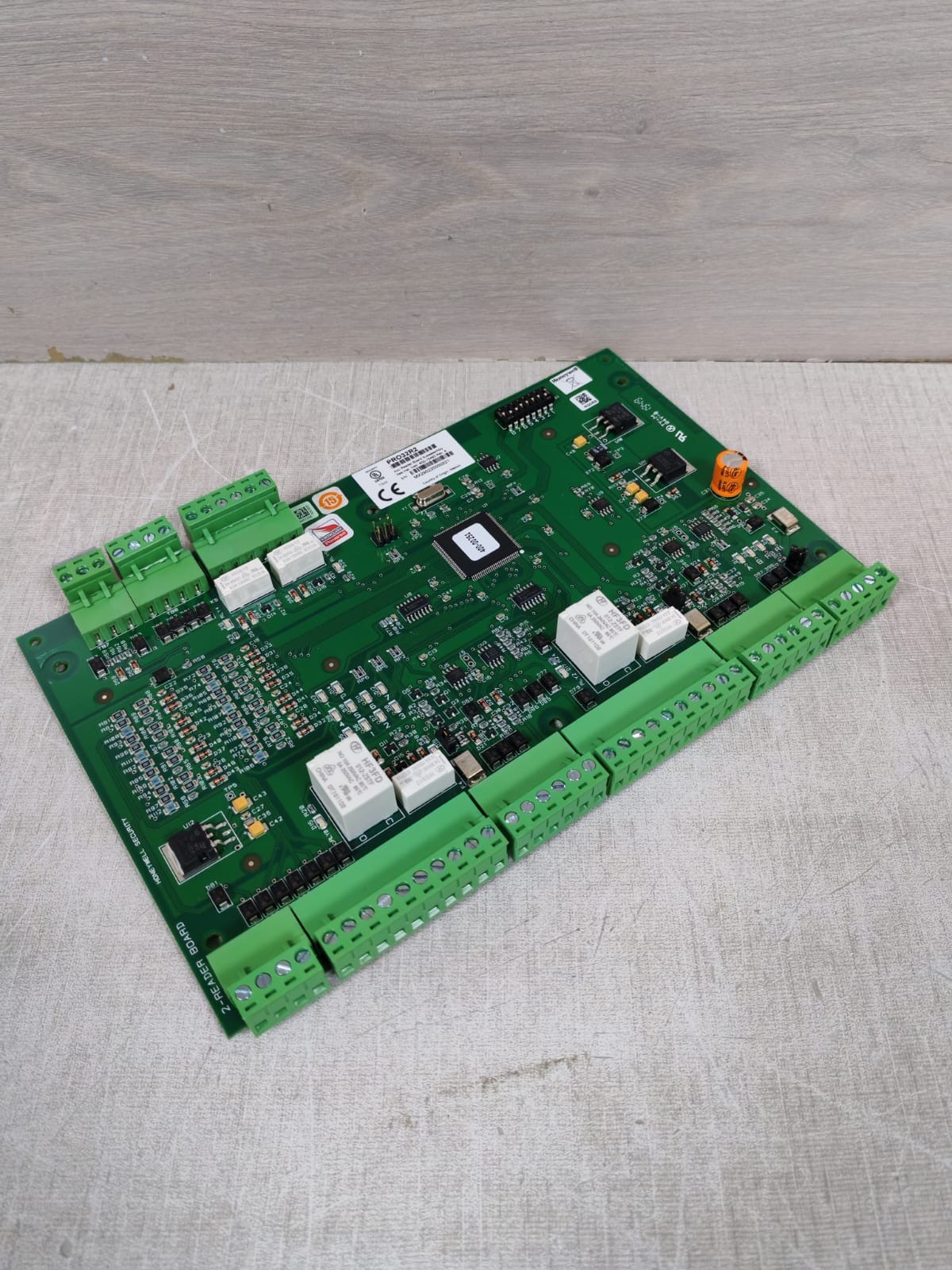 HONEYWELL PRO32R2 2-READER BOARD 10291-0000-F REV.C ACCESS CONTROL UNIT