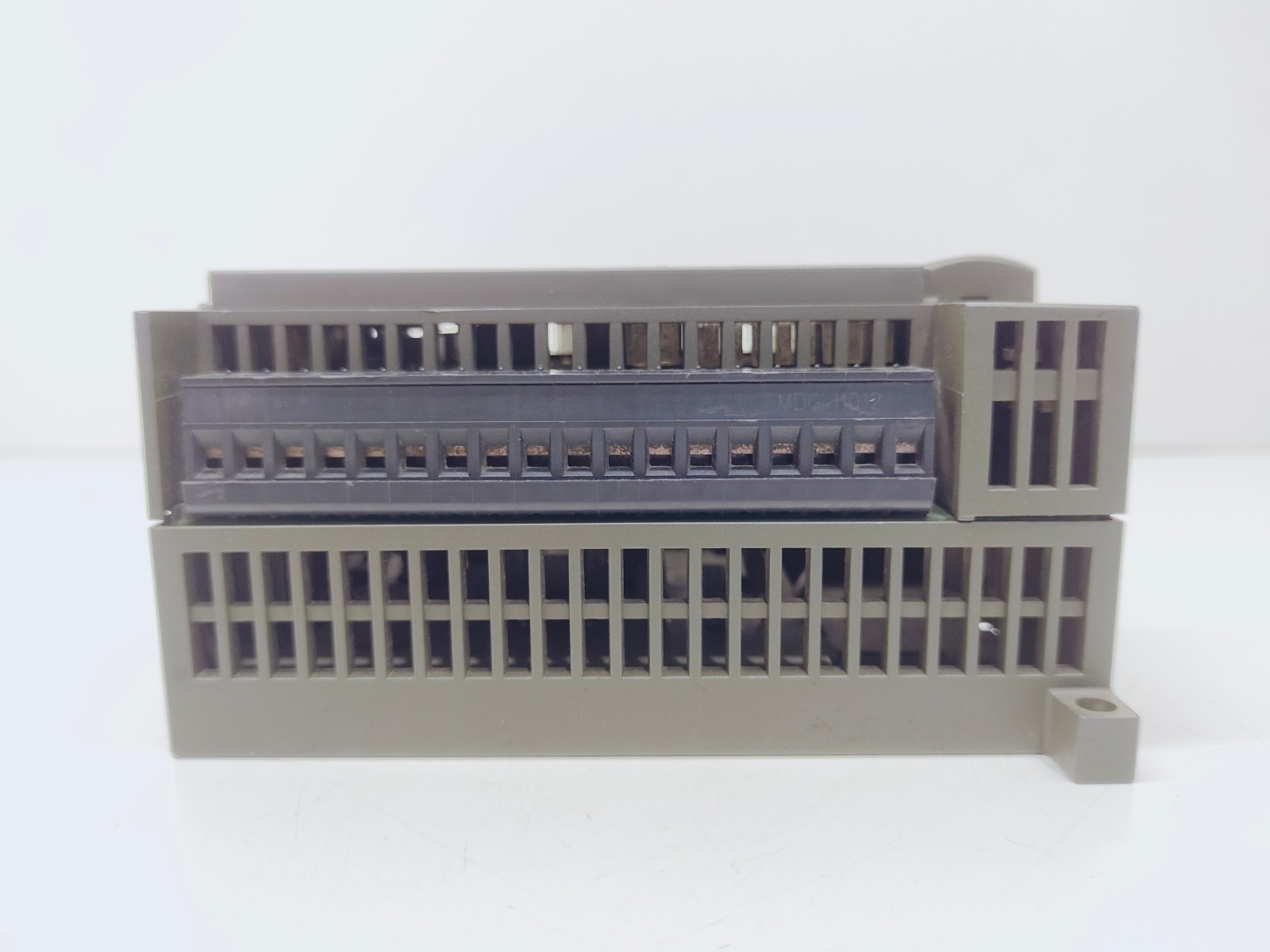 Siemens 6ES7 214-1AD23-0XB8 Programmable Controller (FREE SHIPPING)