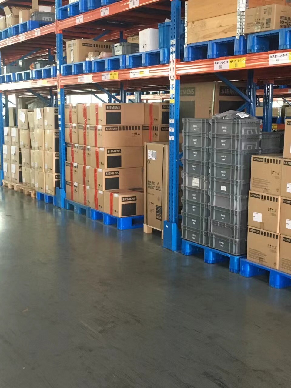 3G3MX2-AB007-ZV1 NEW OMRON 3G3MX2AB007ZV1 Inverter