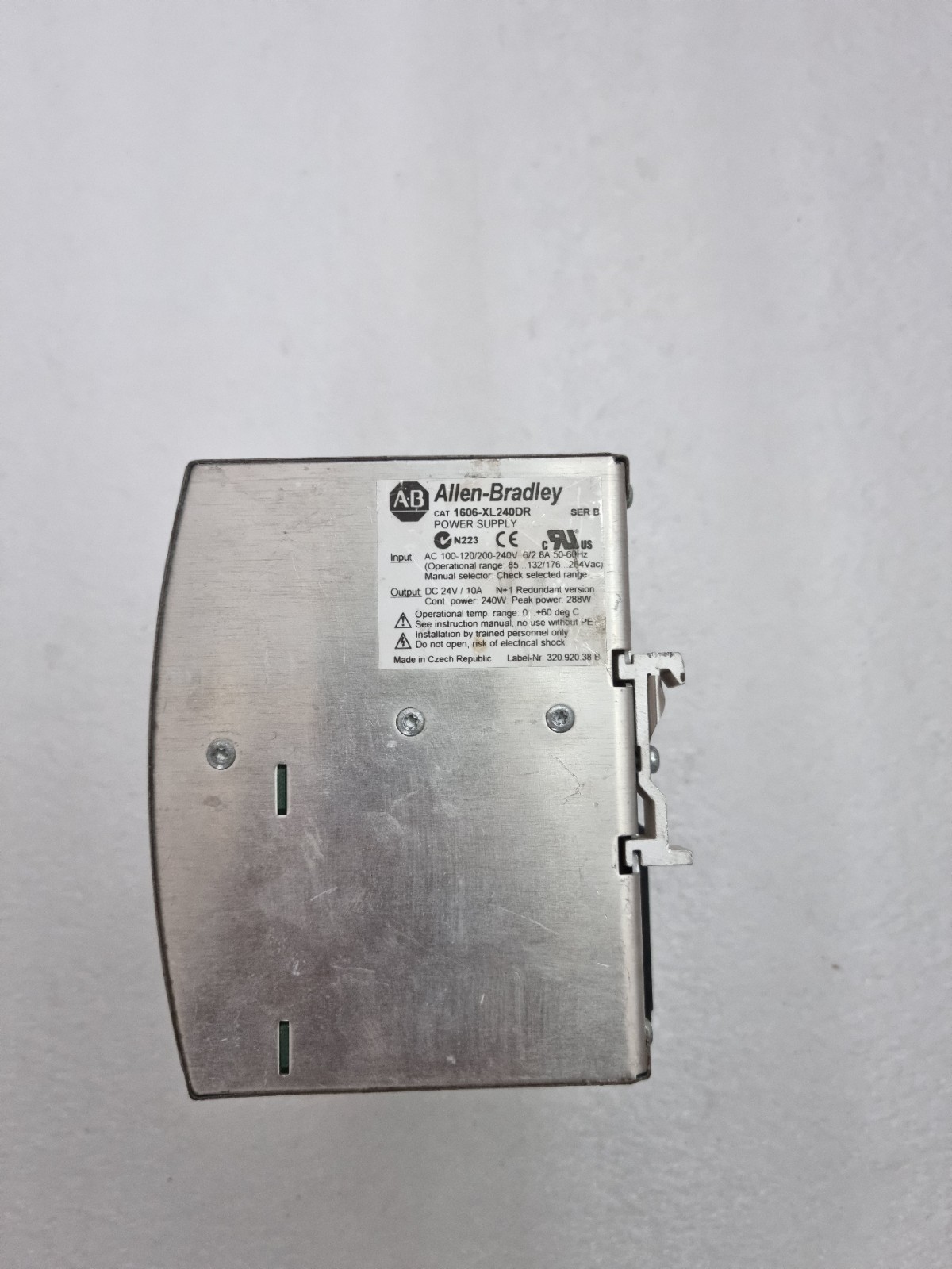 Allen Bradley 1606-XL240DR Power Supply 100-120/200-240Vac Output-Dc24V 10A