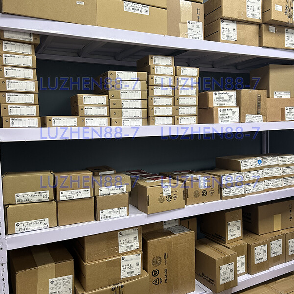 New Genuine HONEYWELL R7861A1026 Ultraviolet Flame Amplifier In Box