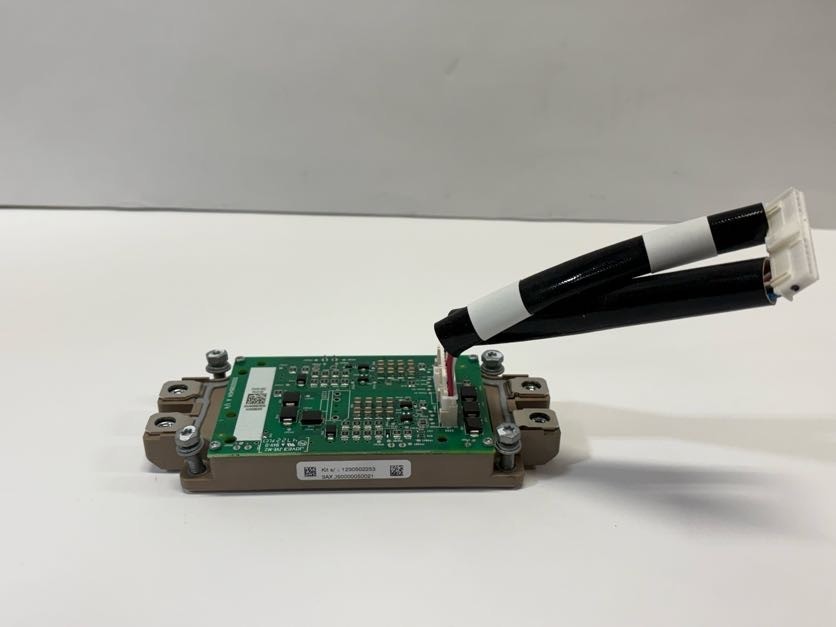 ABB ZGAD-582 IGBT Power Control Board for ACS880 Series Inverter (NEW TAKEOUT)