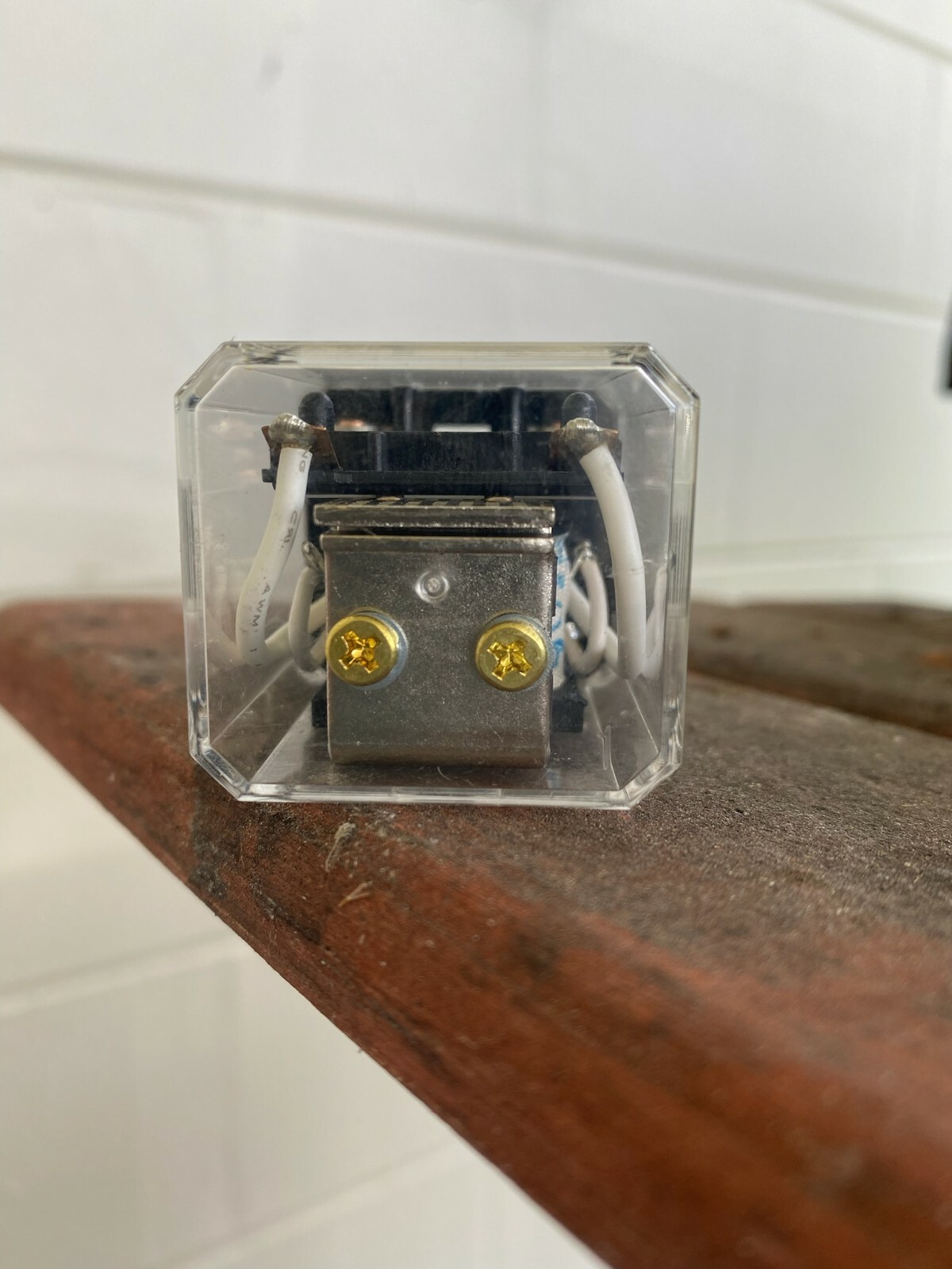 KUL-11D15D-12 KUL11D15D12 LATCHING 11 PIN LIKE TE CONNECTIVITY New