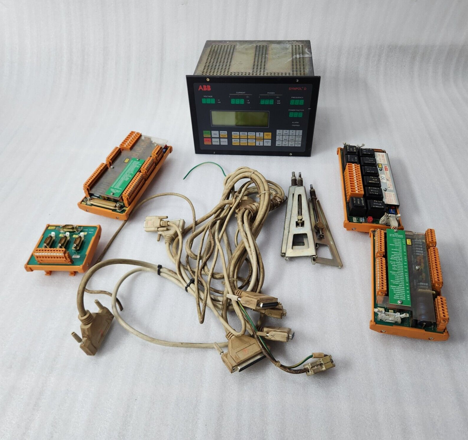 ABB SYNPOL D CMA 120 CONTROLLER PANEL WITH CMA131 CMA135 CMA132 CMA136