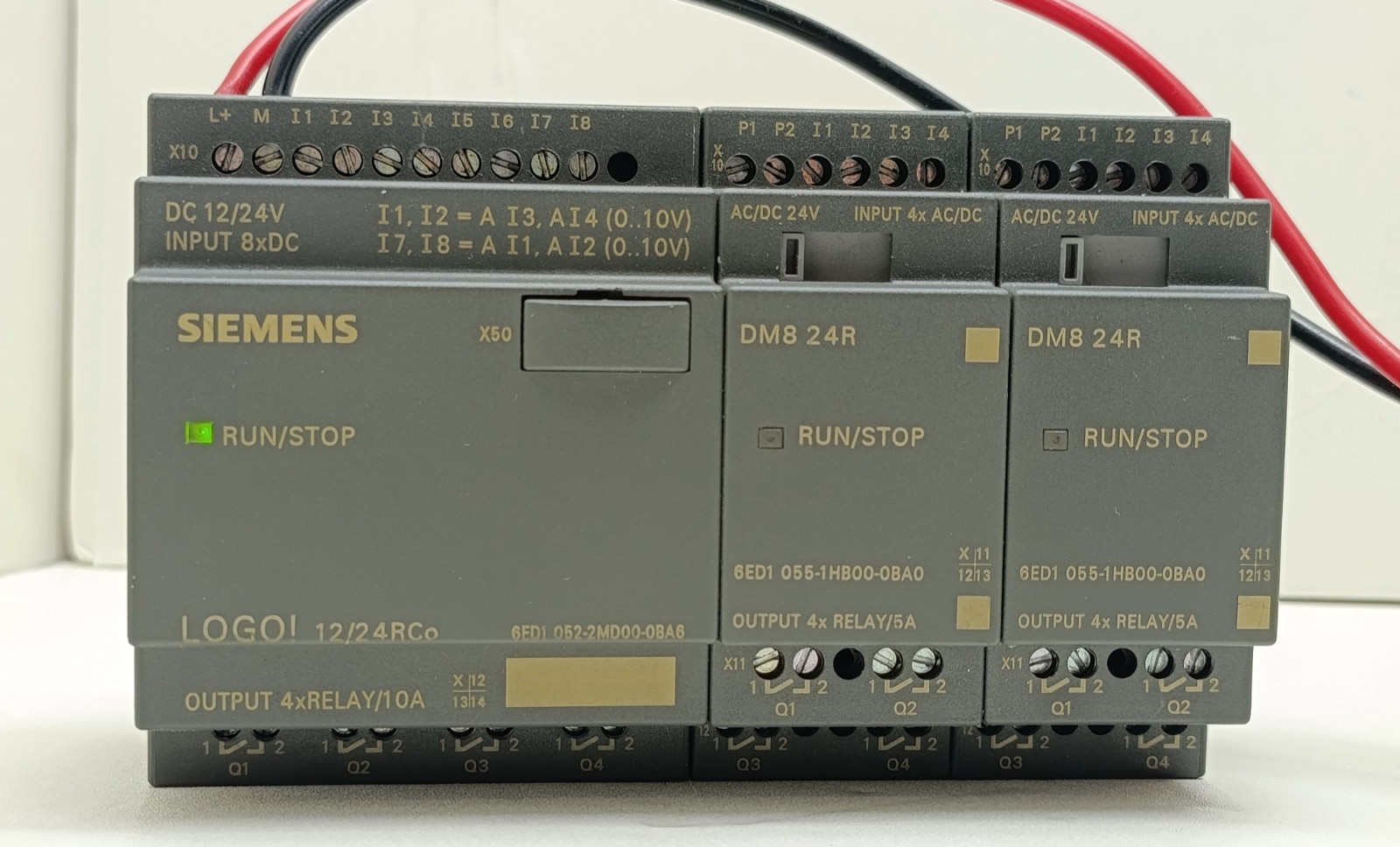 Siemens PLC Controller 6ED1 052-2MD00-0BA6 with 2x DM8 24R 055-1HB00-0BA0