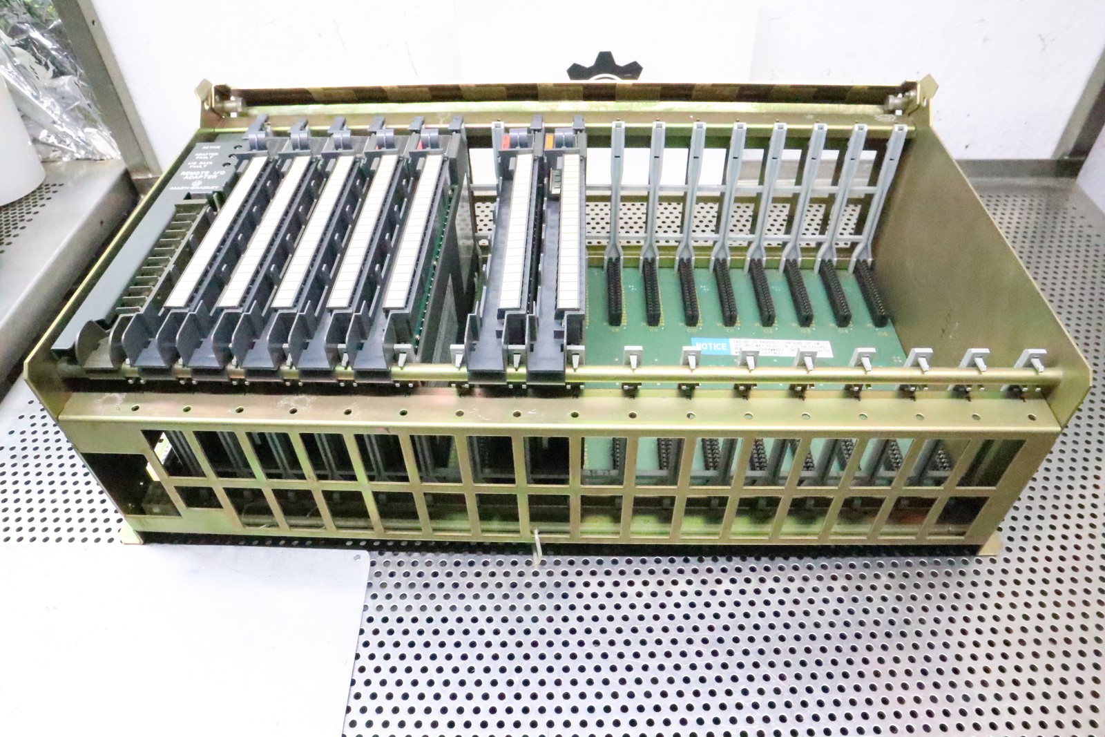 Allen Bradley 1771-A4B Ser B 1771-ASB/D (2) 1771-OAD/C & (5) 1771-IAD/D Used