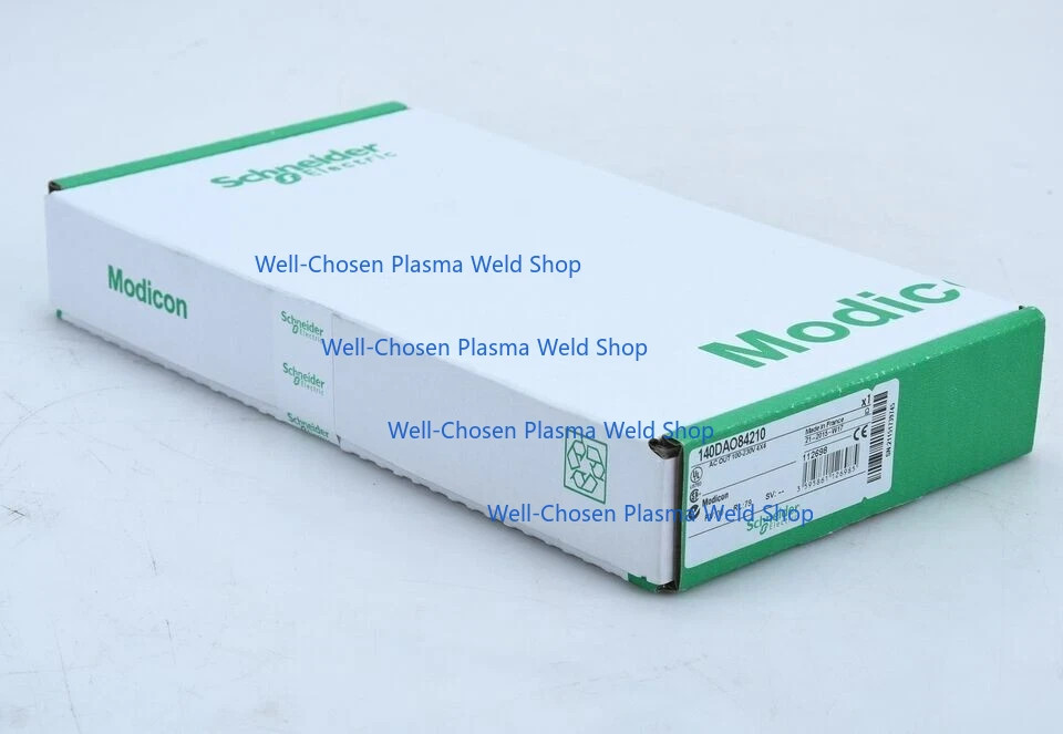 1PCS NEW IN BOX Schneider 140DAO84210 free Ship