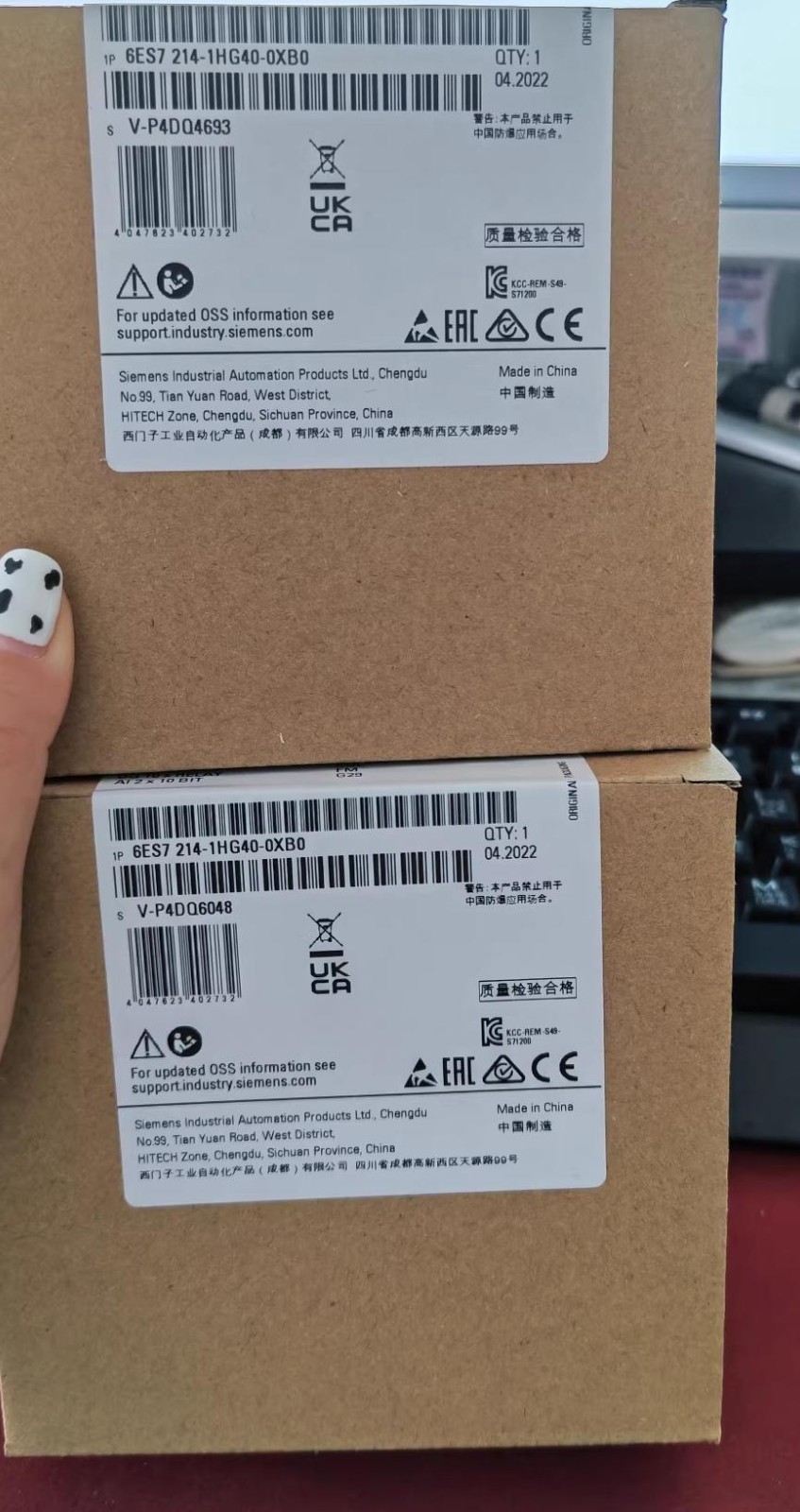 Siemens Controller Module 1Pcs 6ES7214-1HG40-0XB0 Free Delivery New In Box