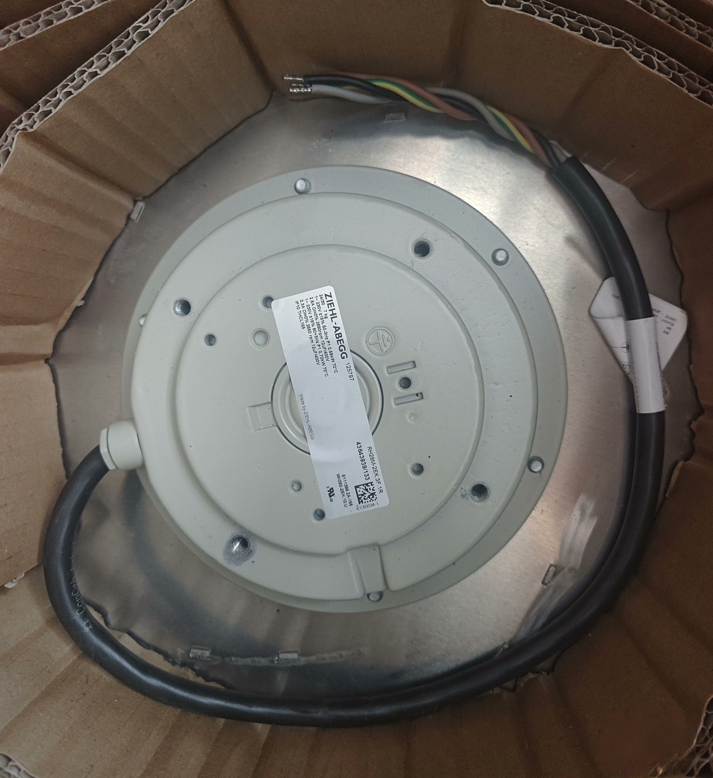 New In Box ZIEHL-ABEGG RH28M-2EK.3F.1R Centrifugal Fan for Siemens 6ES70 Series
