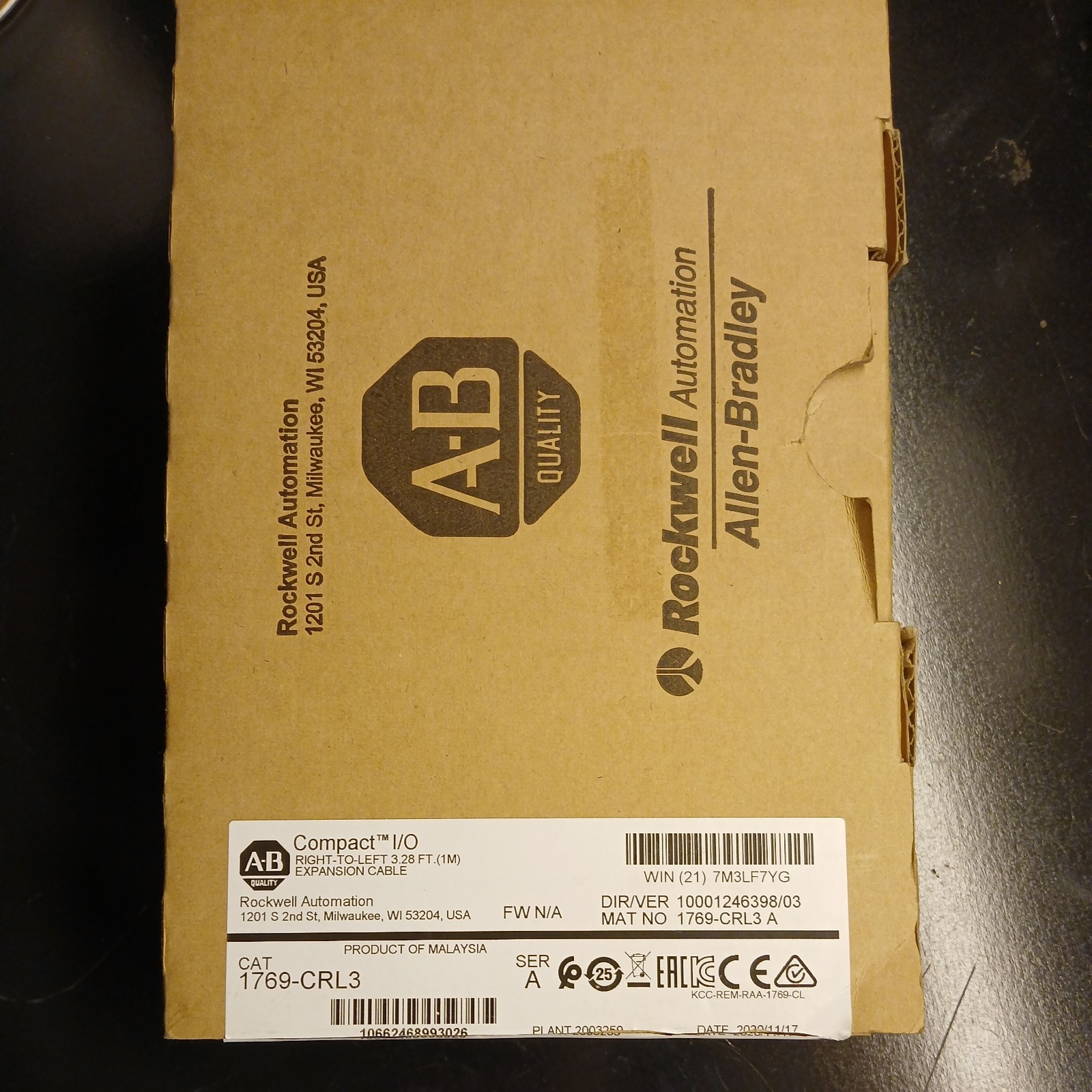 ALLEN BRADLEY 1769-CRL3 SER. A Right 2 Left 1M Communication Bus Expansion cable