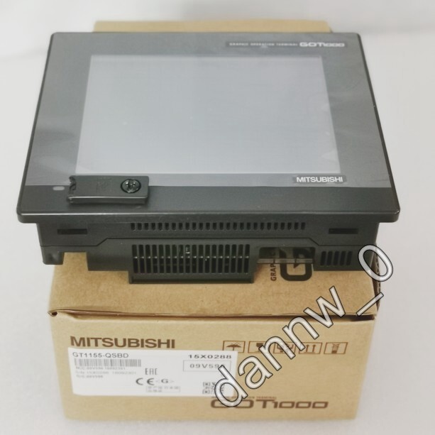 New in box Mitsubishi GT1155-QSBD-C touch screen Panel