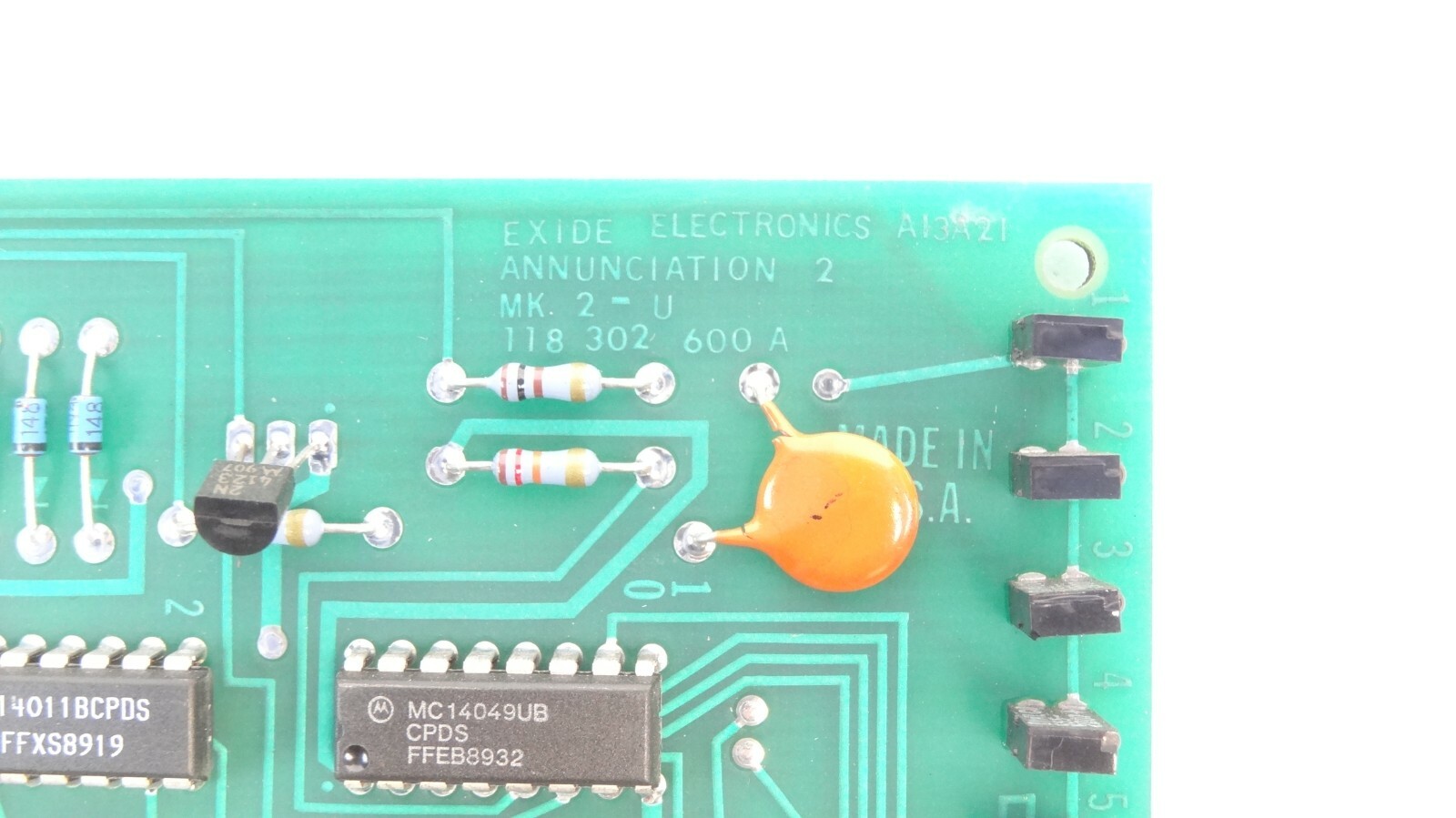 Powerware / Exide 101072381 Rev B / 118302600-A Annunciation Board PCB Assembly