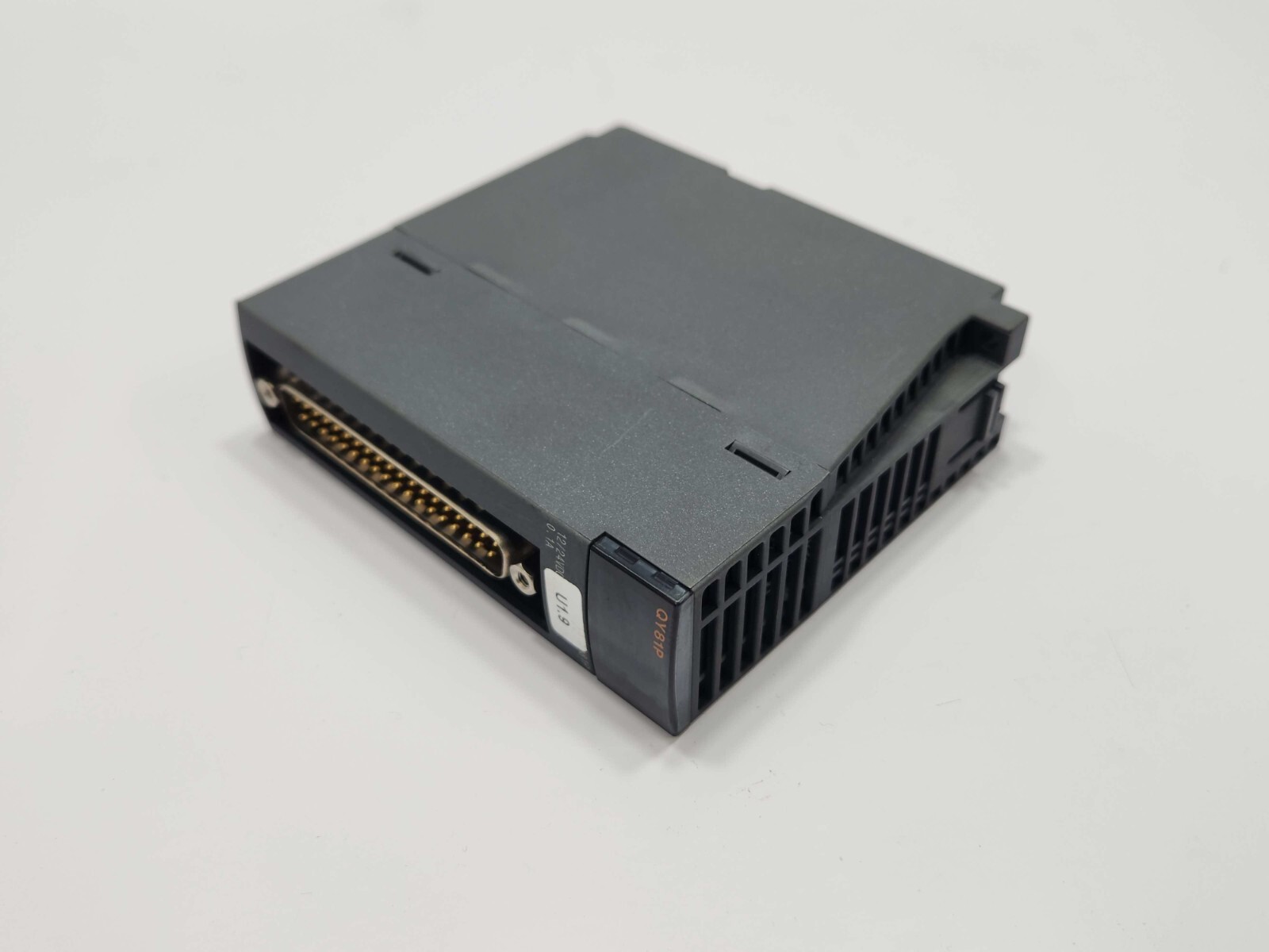 MITSUBISHI ELECTRIC QY81P MELSEC-Q SERIES OUTPUT UNIT