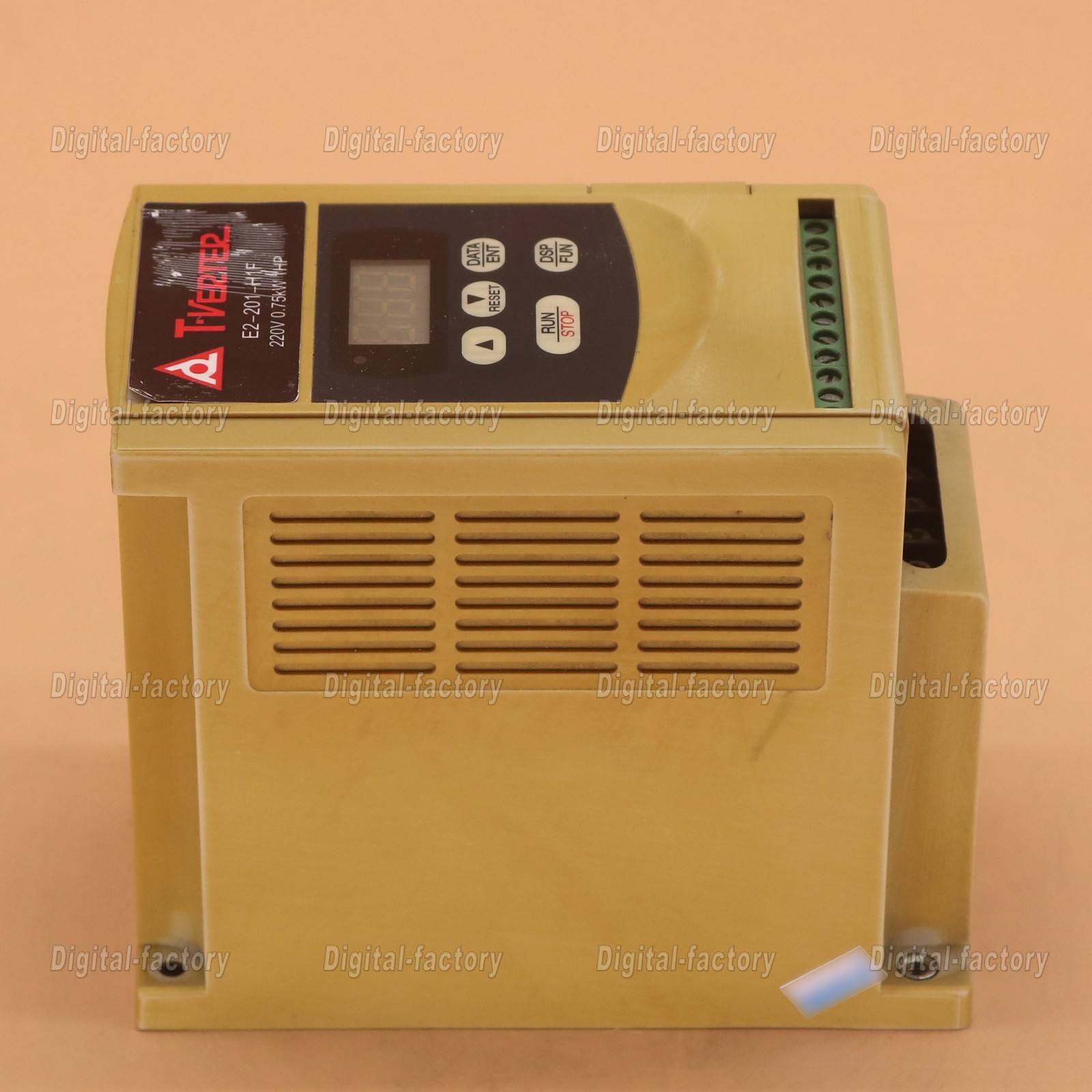 1PS Used TECO Taian E2-201-H1F 220V 0.75KW inverter FAST SHIPPING