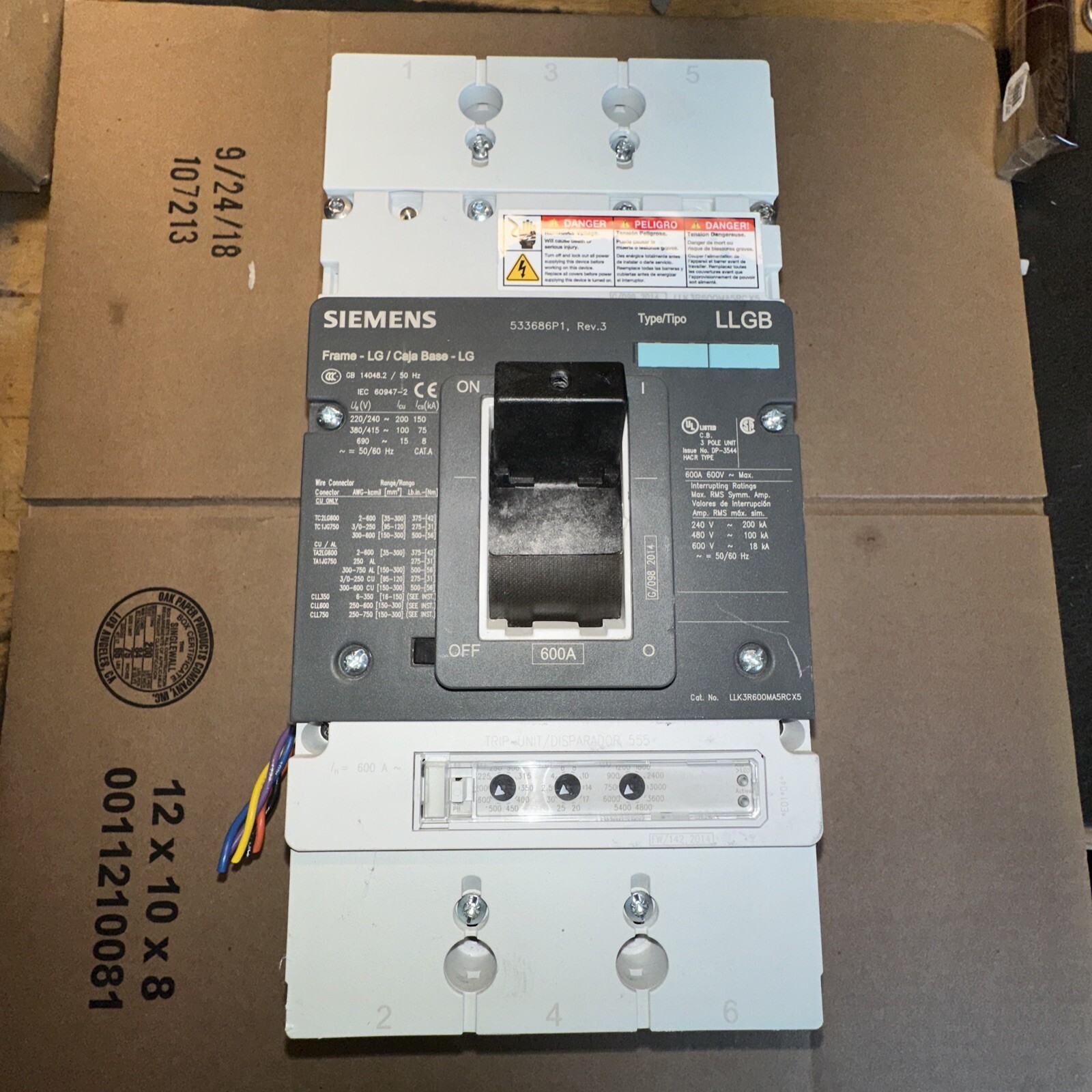 SIEMENS LLK3R600MA5RCX5 3 POLE 600 AMPS NEW PULL Out