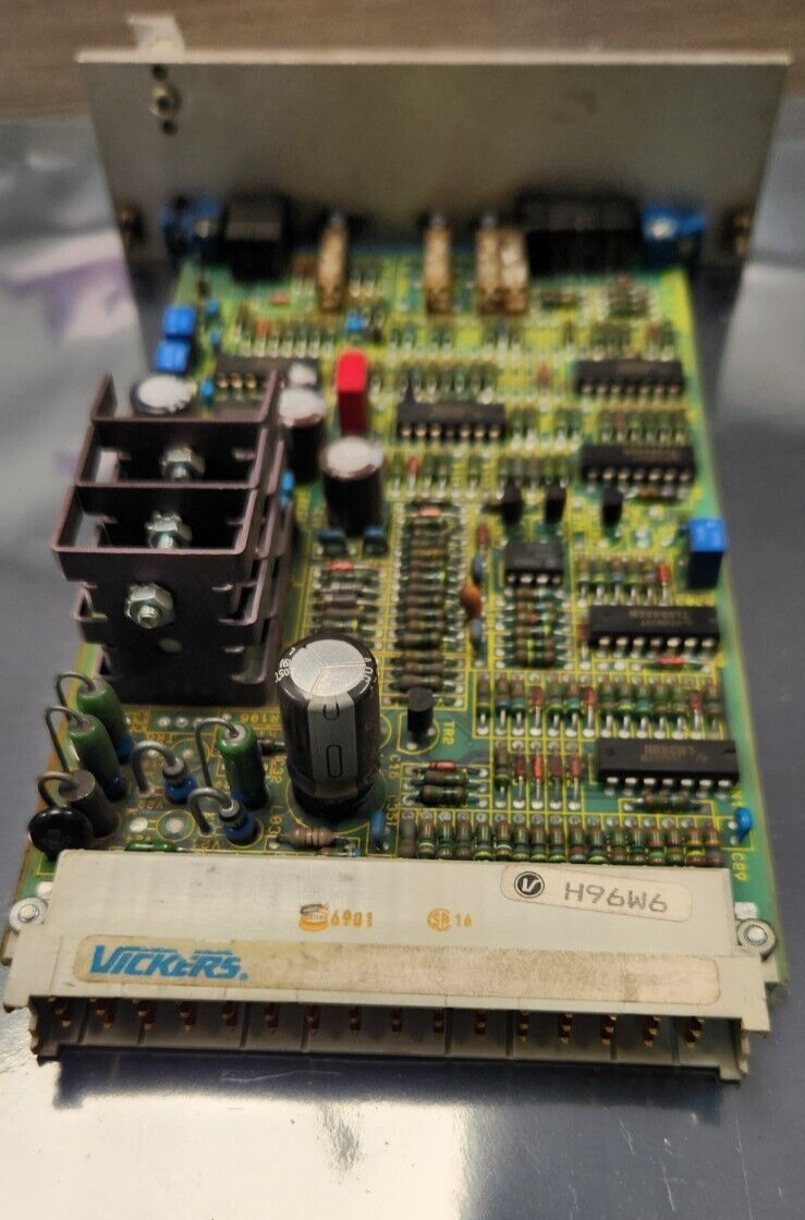 Eaton Vickers EEA-PAM-571-A-14 Servo Power Amplifier Control Board Module Card